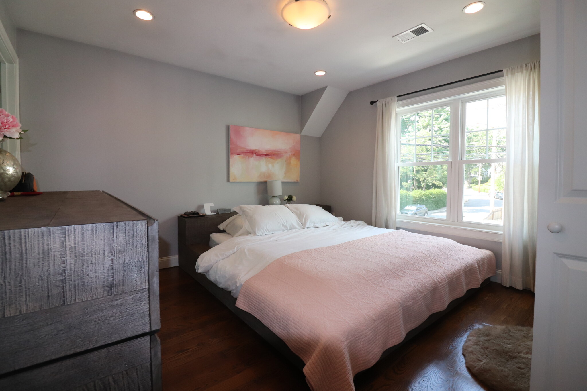 3 bed, 2.5 bath apartment for rent at 35 Wyvern St, Roslindale — photo 10 of 31