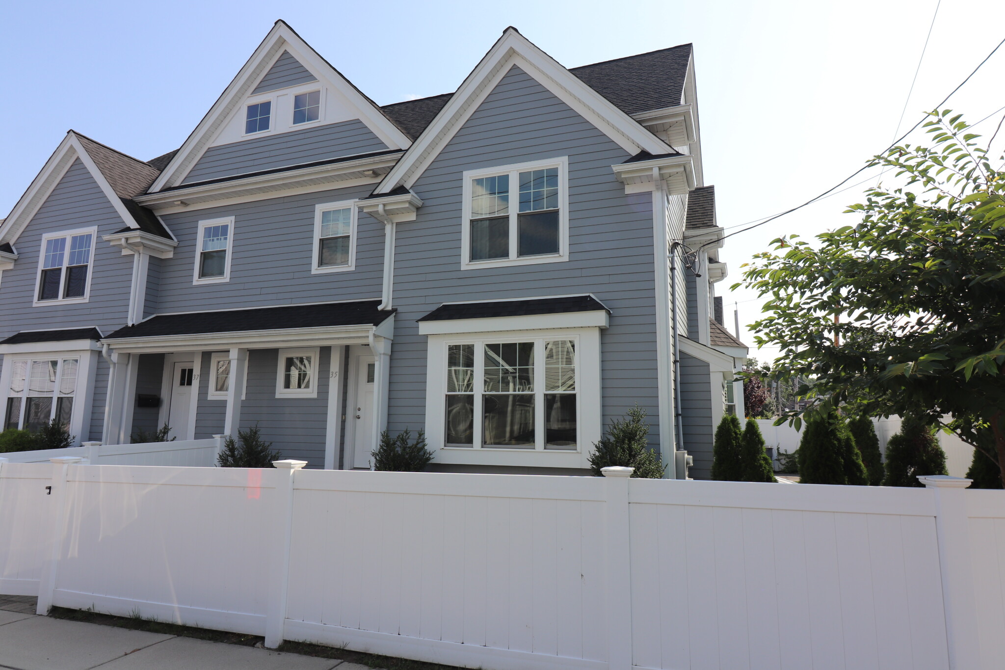 3 bed, 2.5 bath apartment for rent at 35 Wyvern St, Roslindale — photo 30 of 31