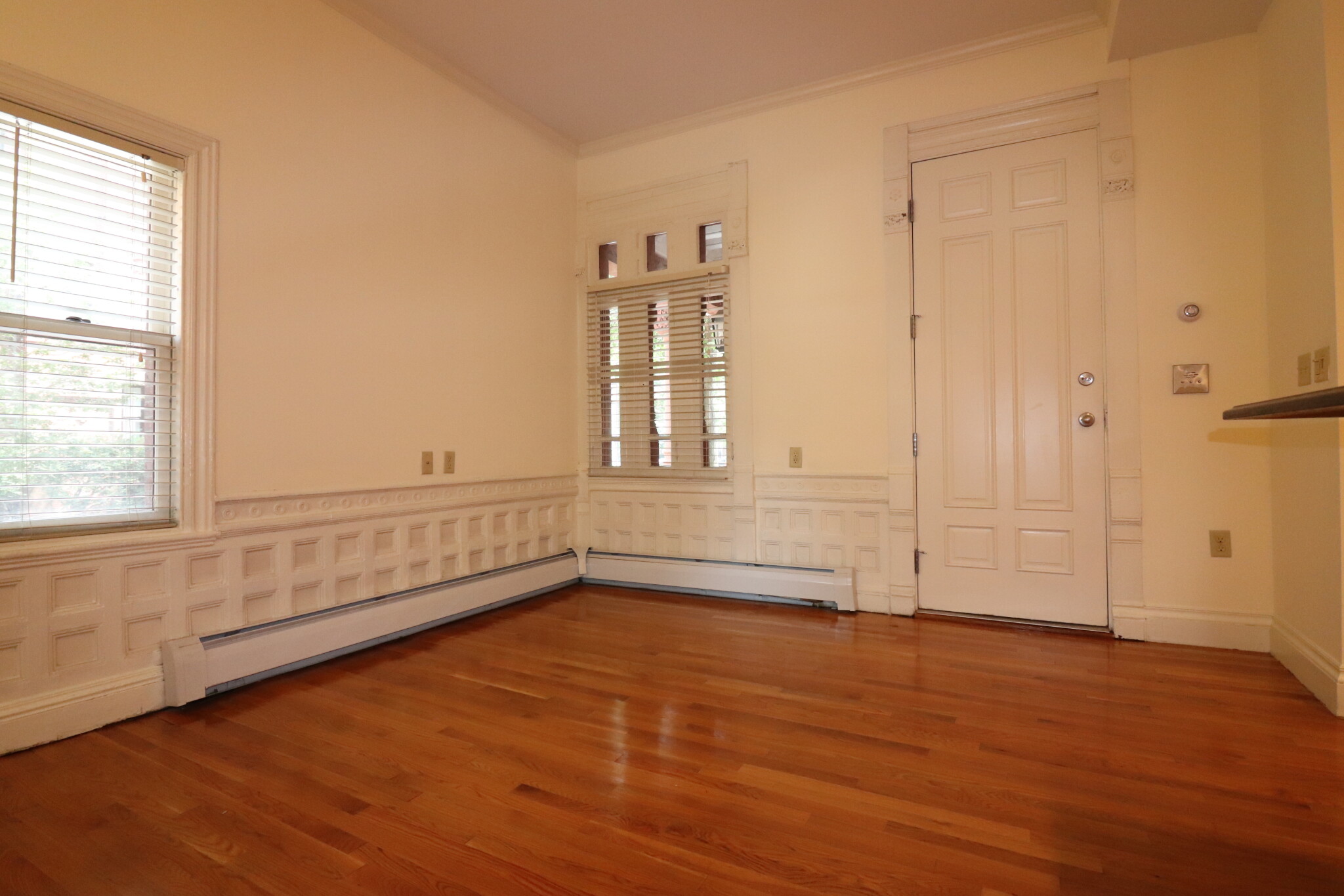 195 Commonwealth Ave, Back Bay