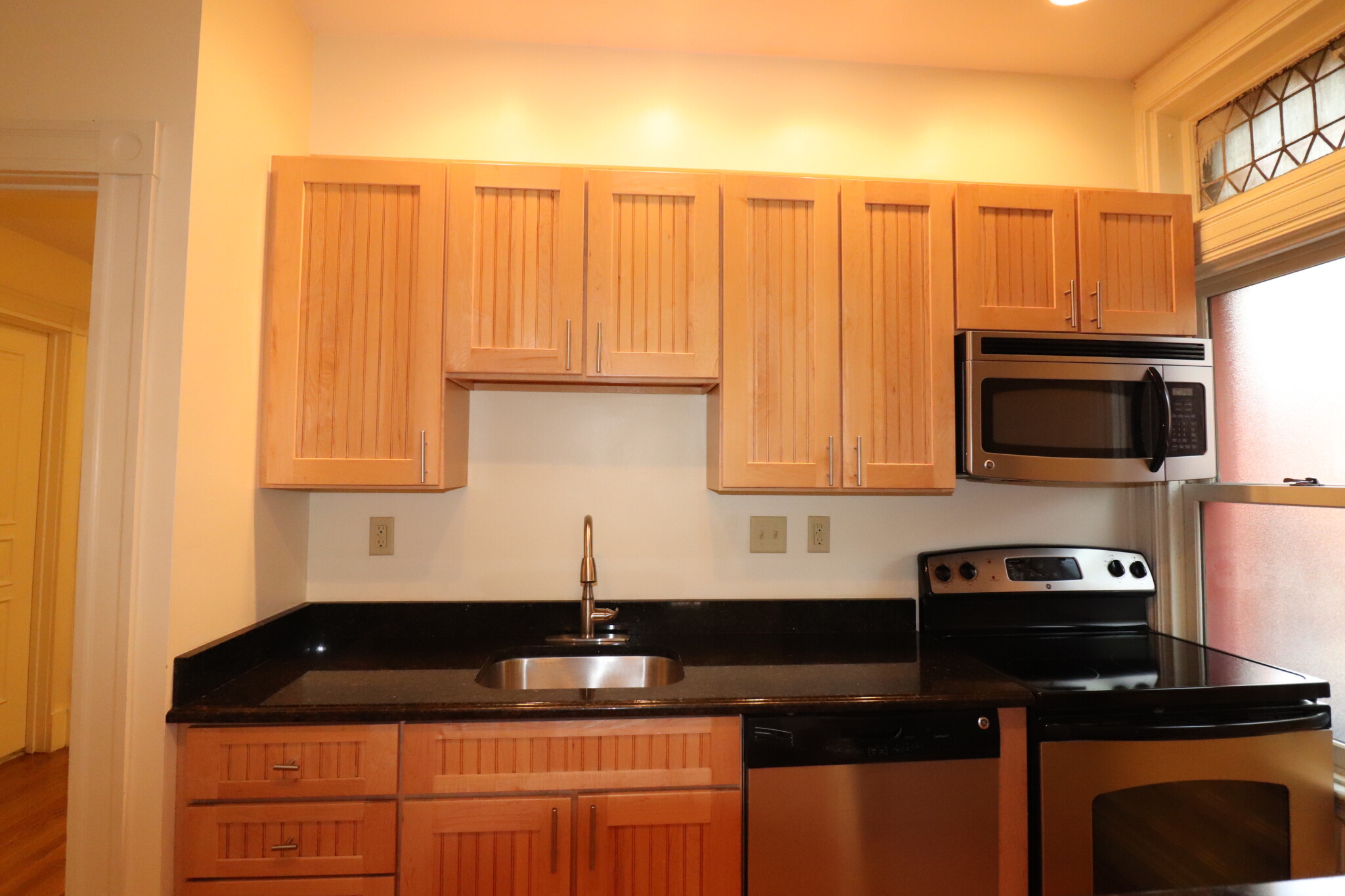 195 Commonwealth Ave, Back Bay