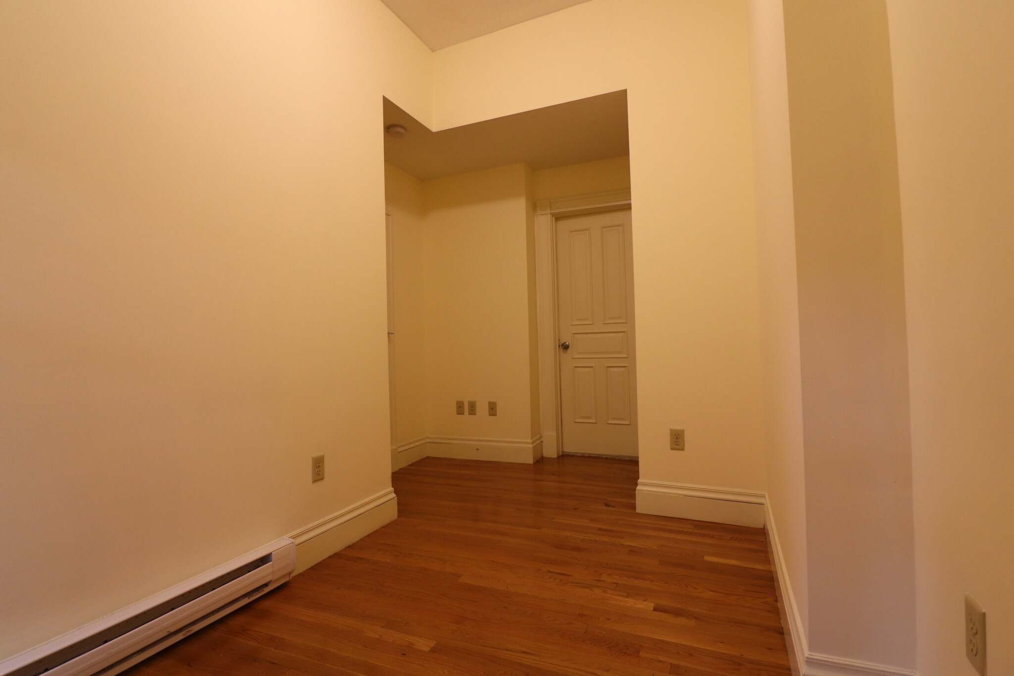 195 Commonwealth Ave, Back Bay