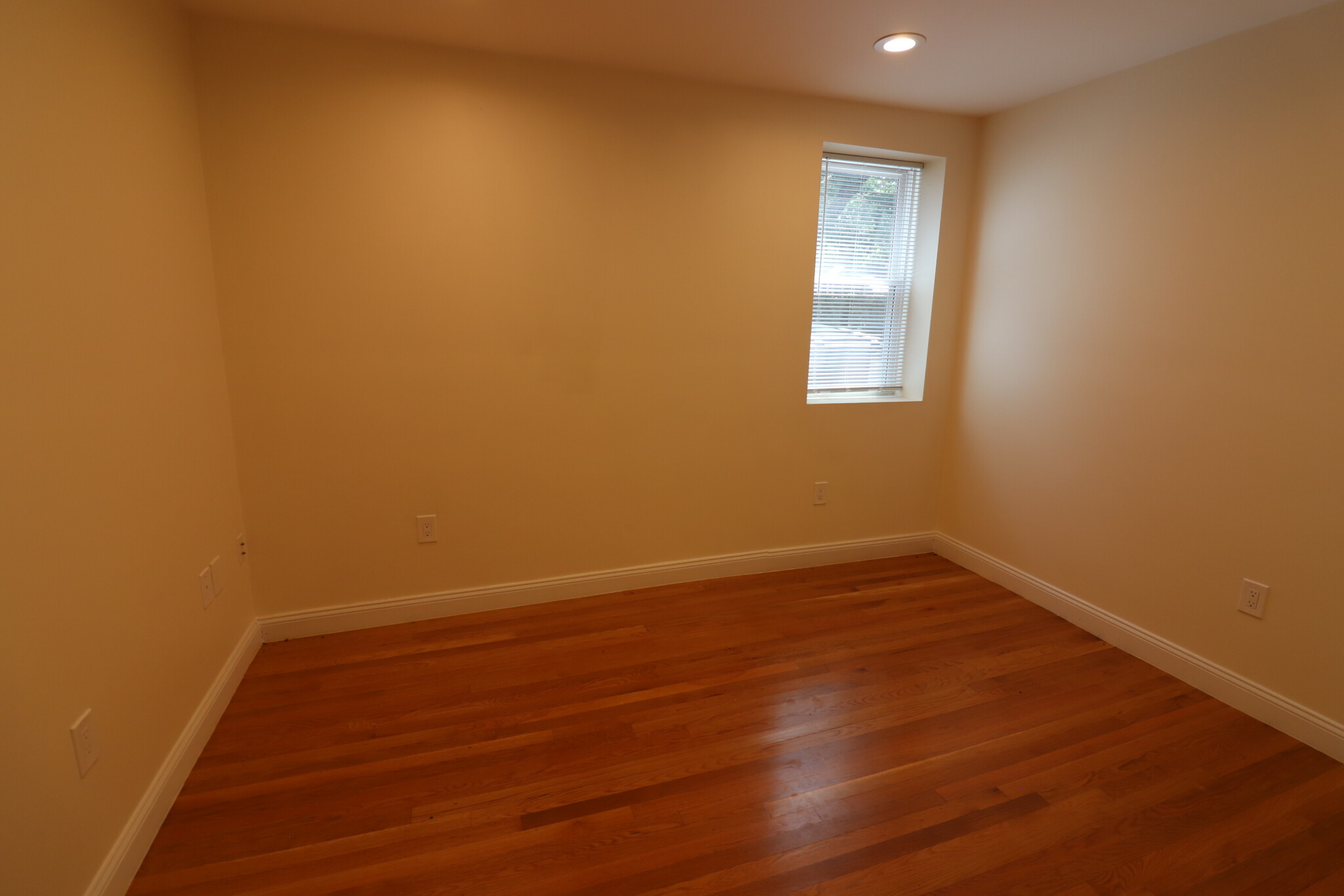 1801 Beacon St, Brookline