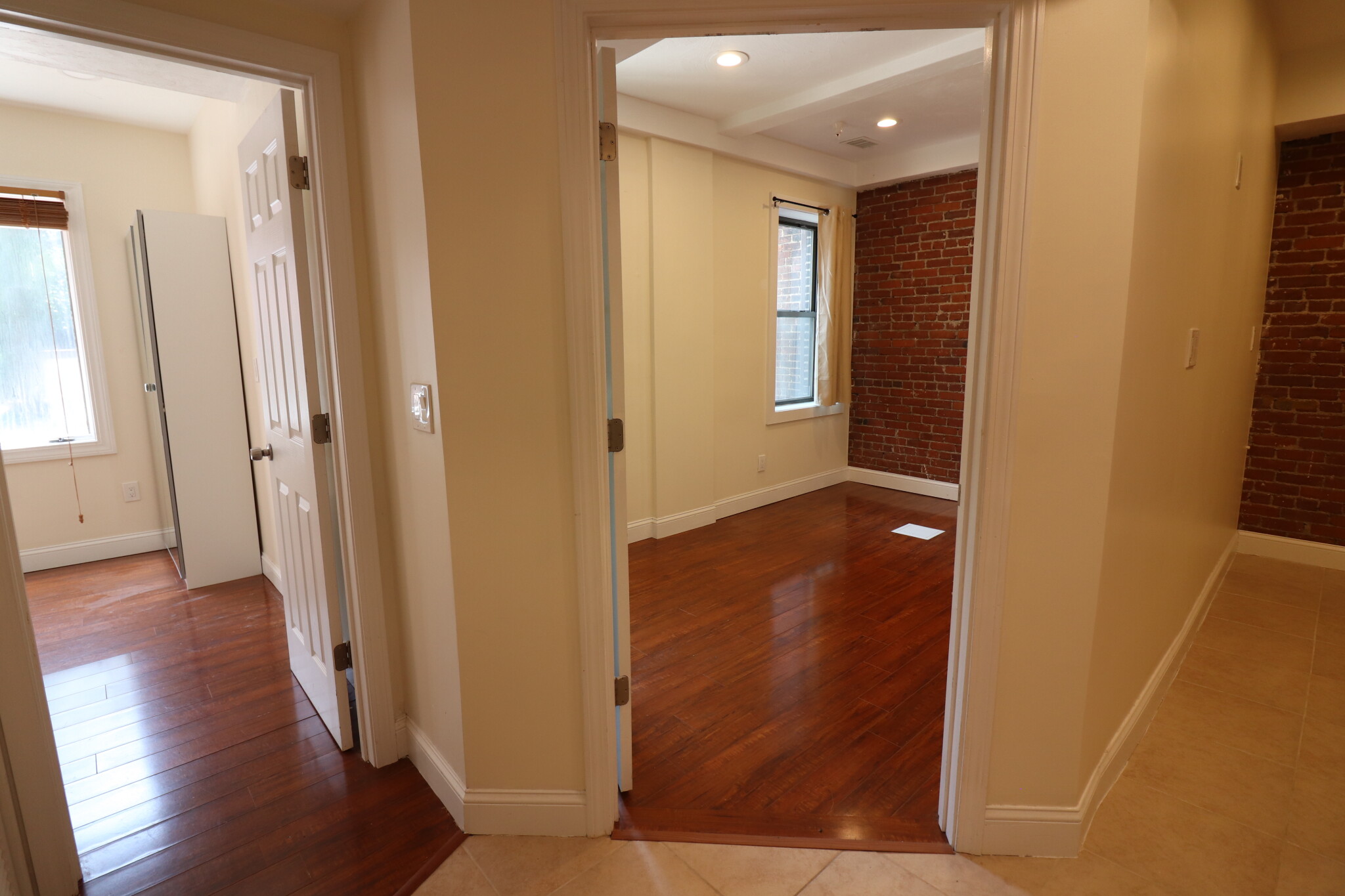 1203 Beacon St, Coolidge Corner