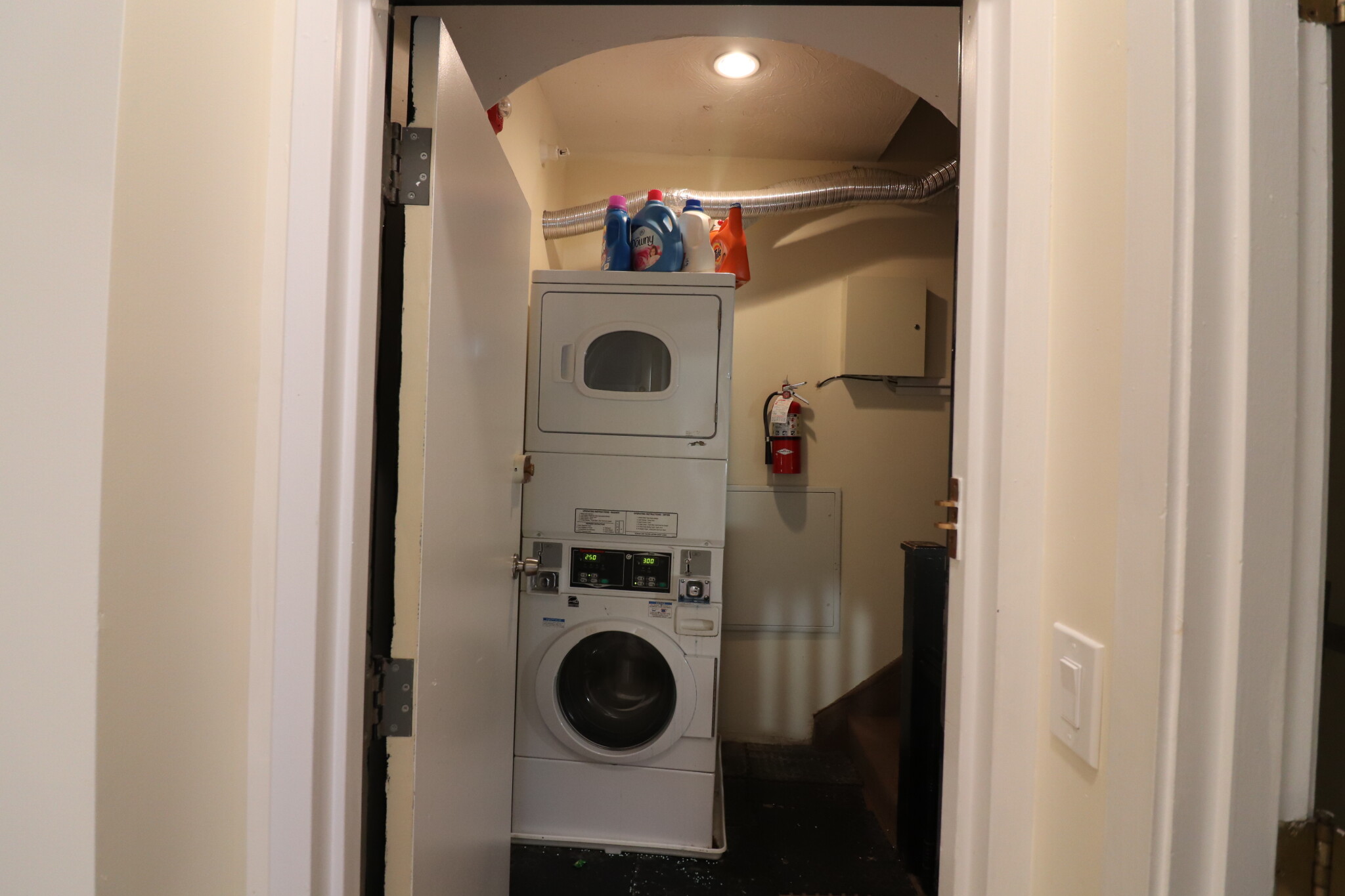 1203 Beacon St, Coolidge Corner