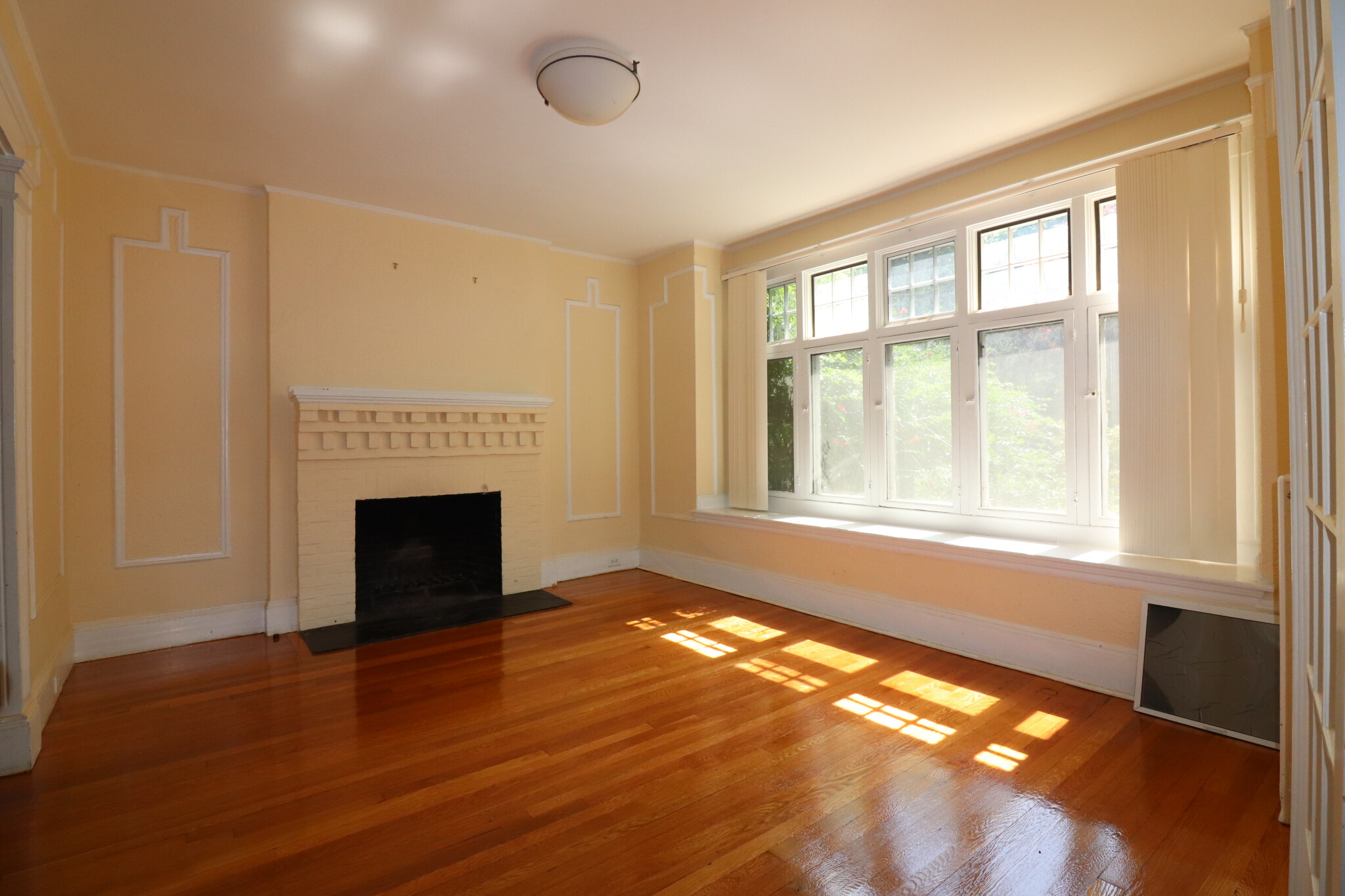 3 bed, 2.5 bath apartment for rent at 173 Winchester Unit 1, Coolidge Corner — photo 6 of 25