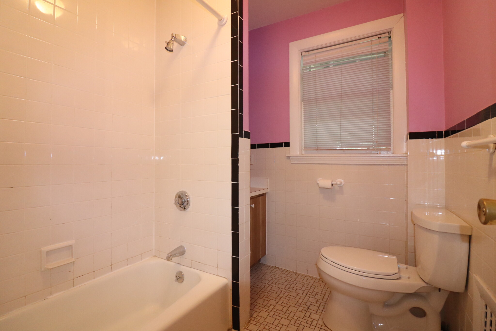 3 bed, 2.5 bath apartment for rent at 173 Winchester Unit 1, Coolidge Corner — photo 12 of 25