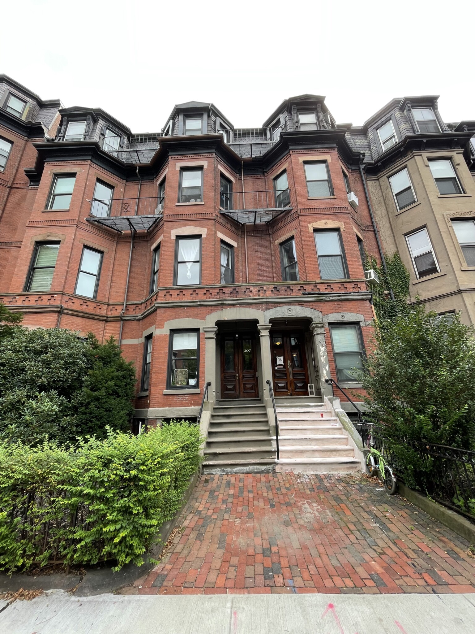 307 Beacon St, Back Bay