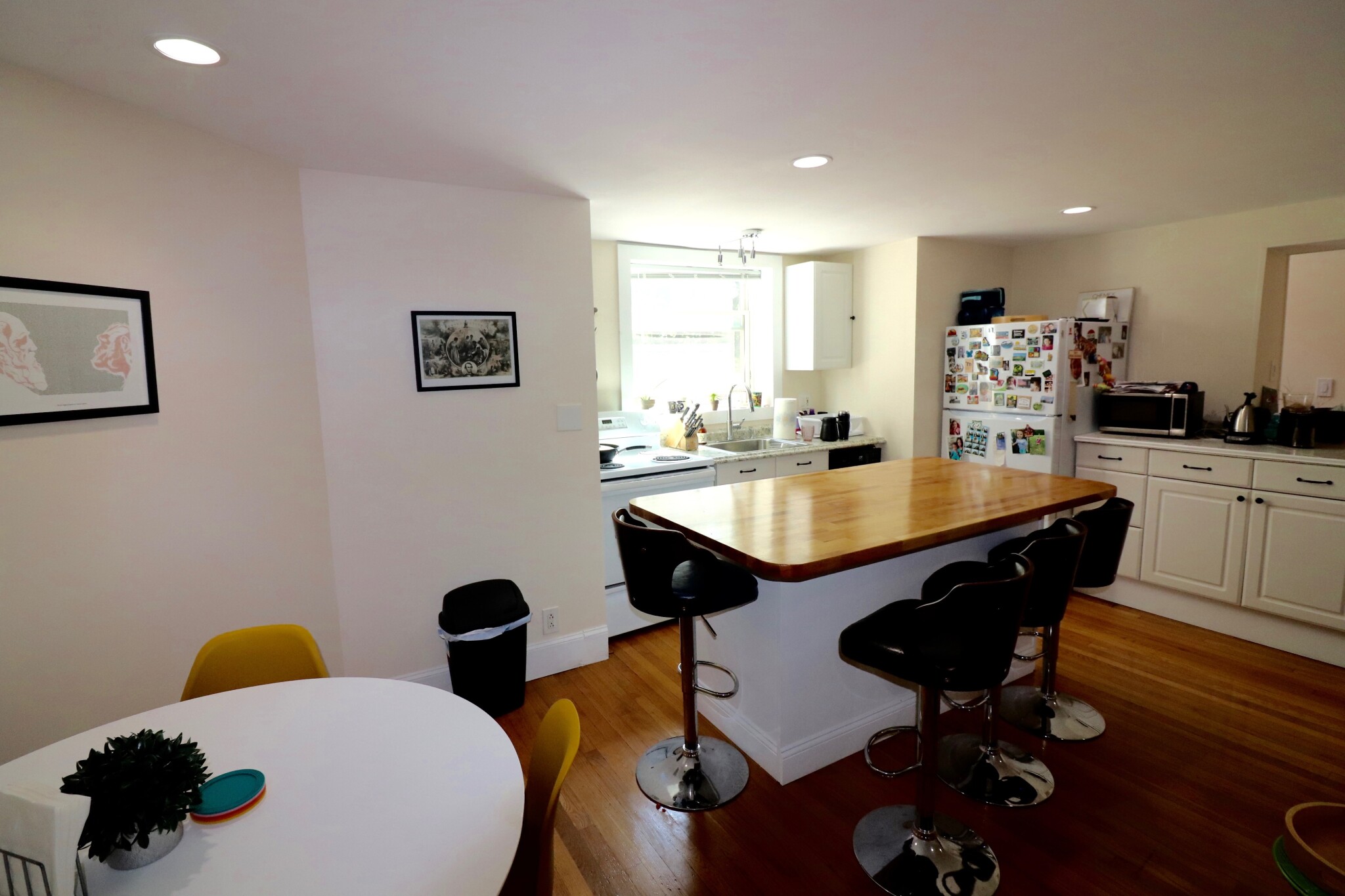 1 bed, 1 bath apartment for rent at 103 Longwood Ave Unit R, Longwood — photo 2 of 8