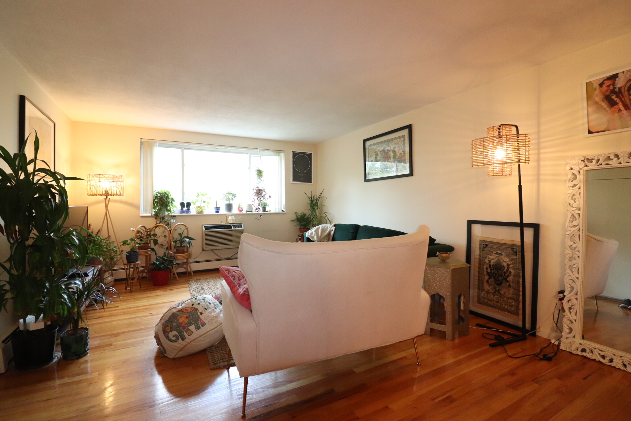 2 bed, 1 bath apartment for rent at 81 Green St Unit 35, Brookline — photo 2 of 12