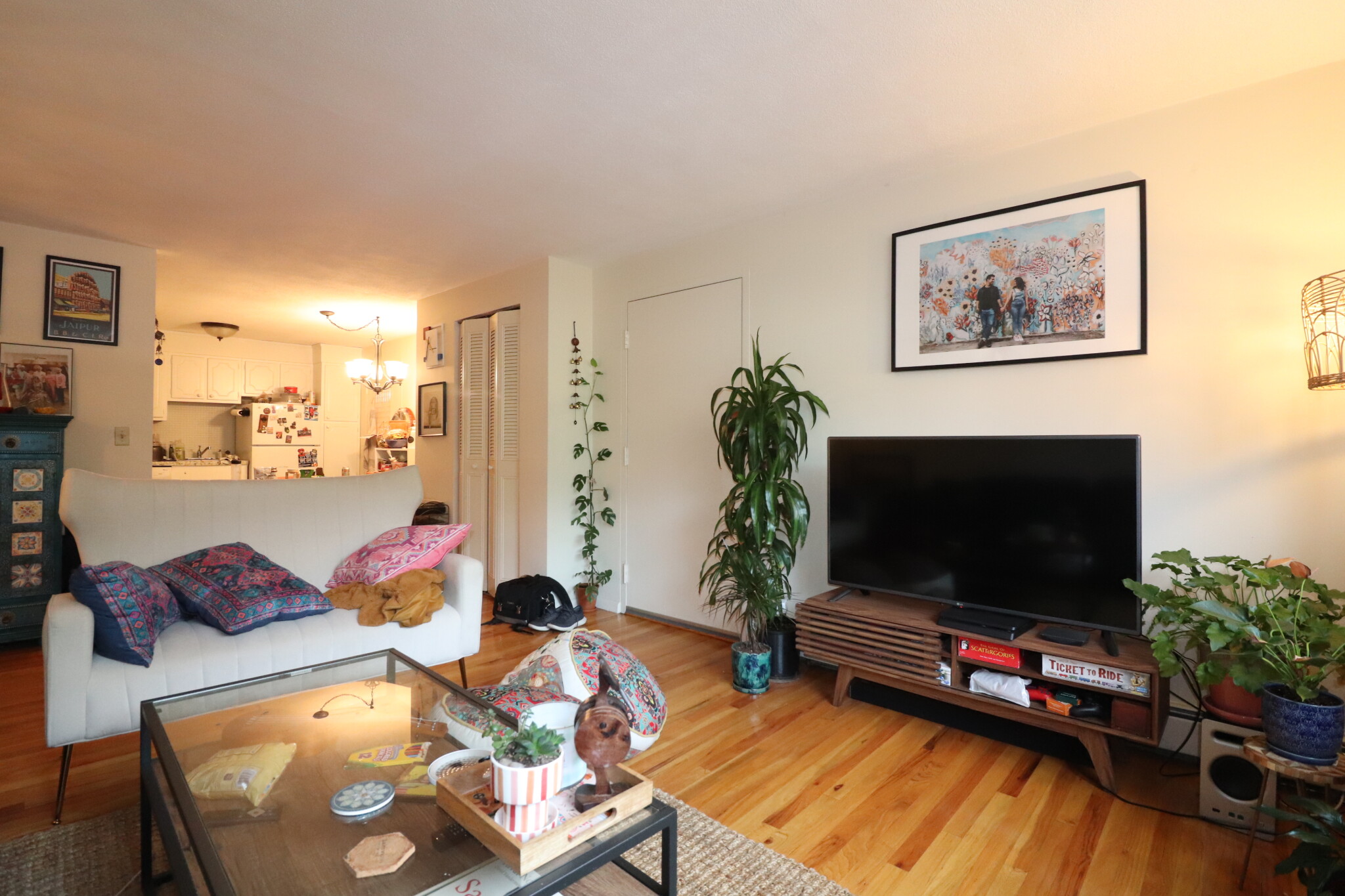 2 bed, 1 bath apartment for rent at 81 Green St Unit 35, Brookline — photo 3 of 12