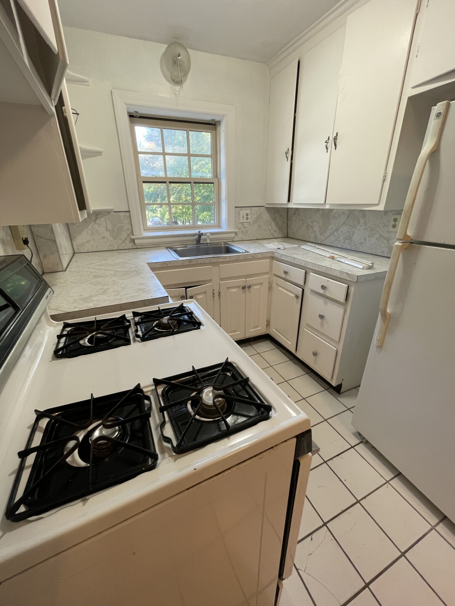 1 bed, 1 bath apartment for rent at 312 Washington St Unit 5-1, Wellesley — photo 2 of 9