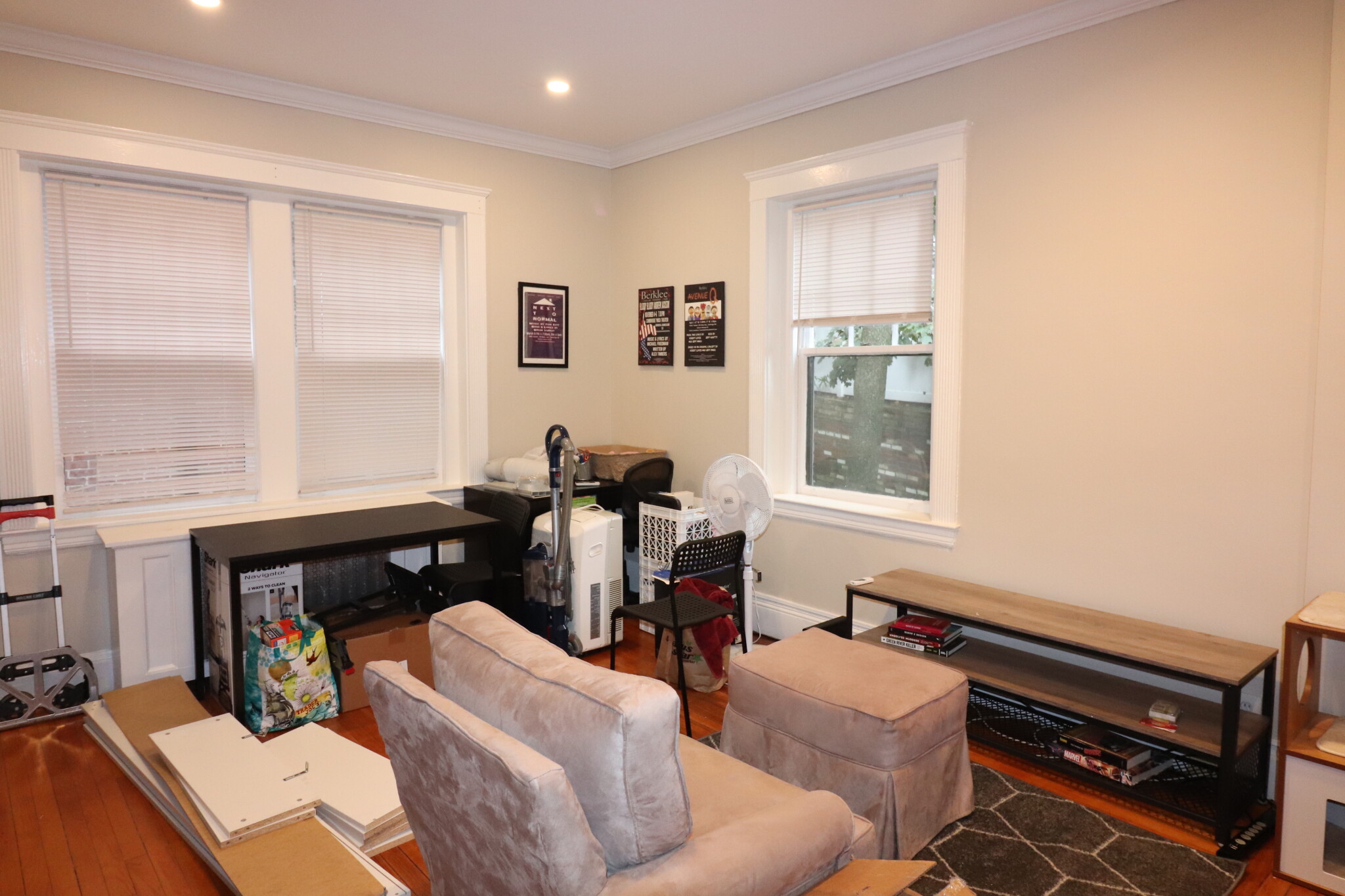 1 bed, 1 bath apartment for rent at 176 Winthrop Rd Unit 7, Washington Square — photo 1 of 7
