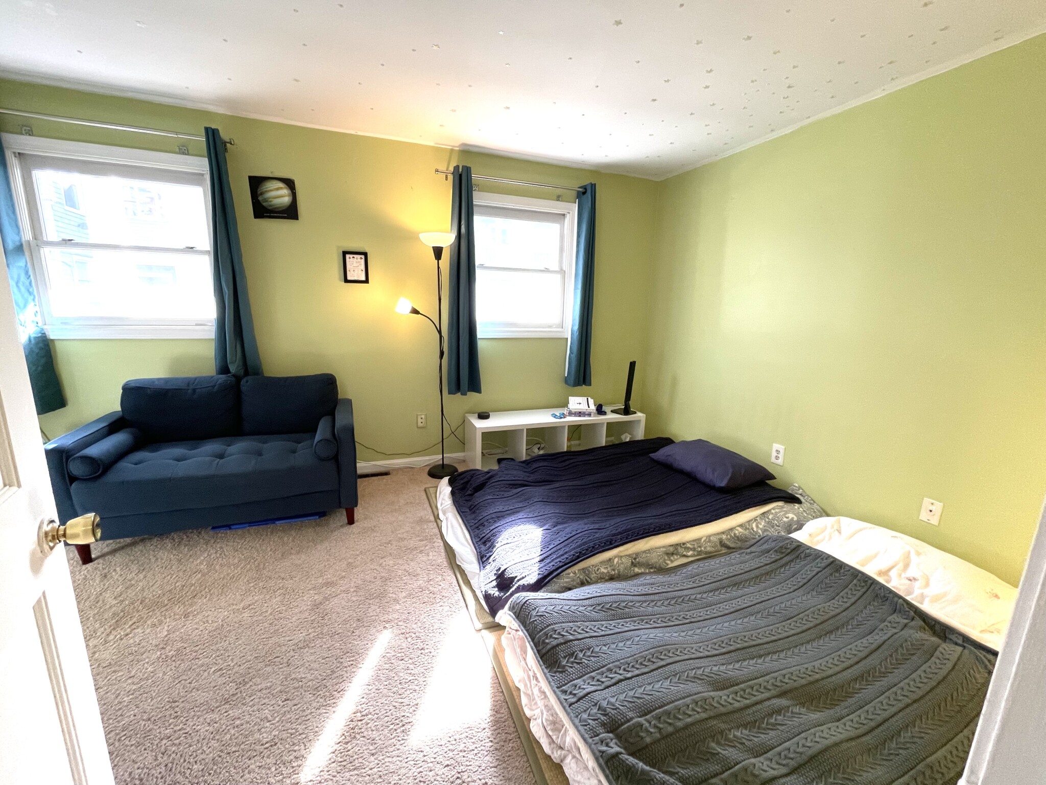 2 bed, 1.5 bath apartment for rent at 40 Cummings Unit 5, Brighton — photo 3 of 16