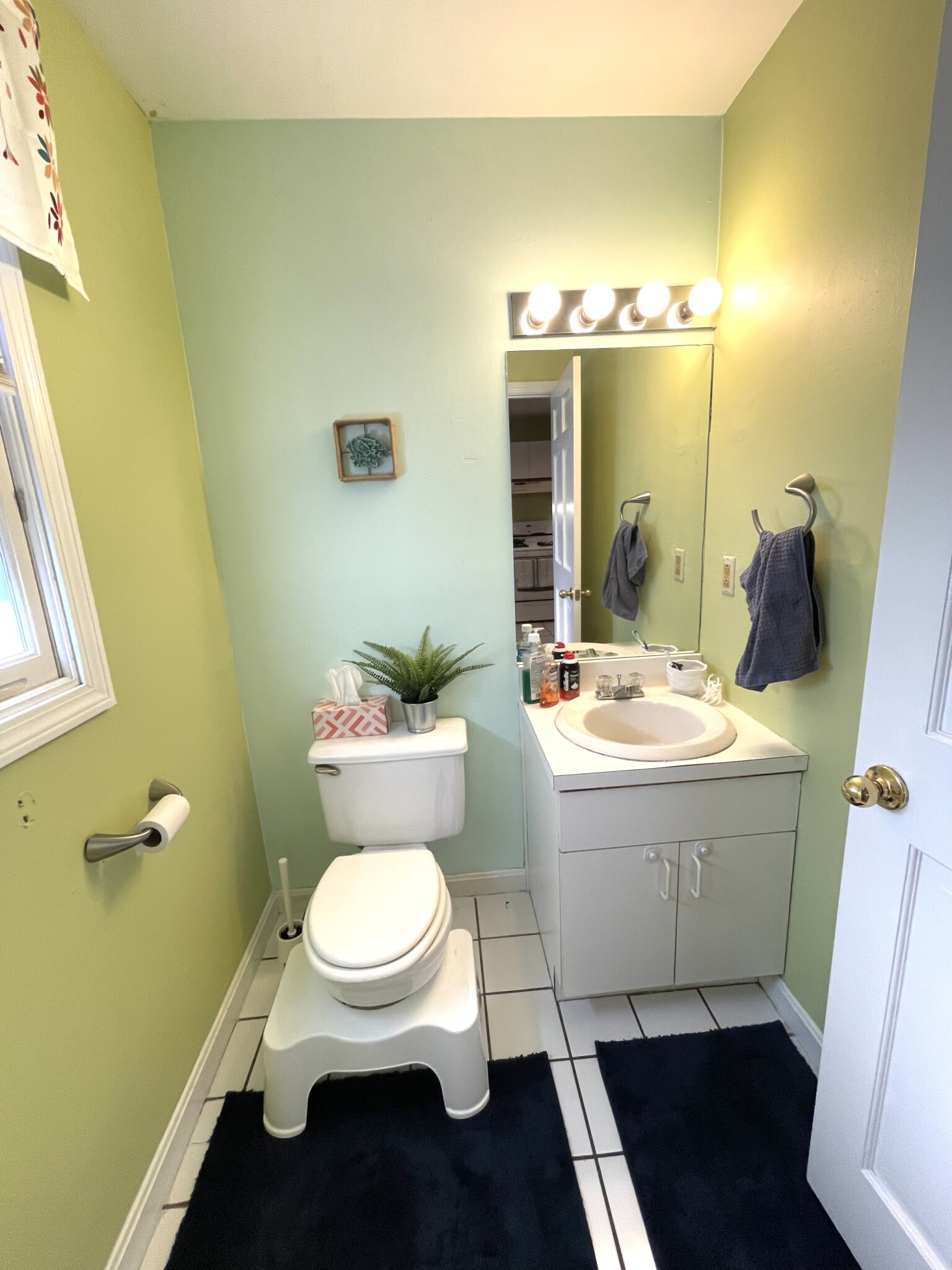 2 bed, 1.5 bath apartment for rent at 40 Cummings Unit 5, Brighton — photo 4 of 16