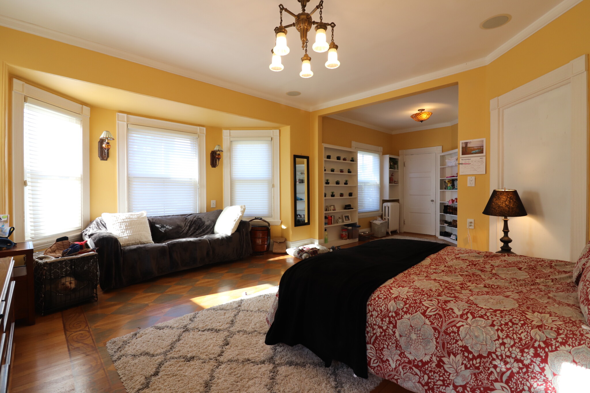 Studio bed, 1 bath apartment for rent at 135 Saint Paul St Unit 3, Coolidge Corner — photo 2 of 9