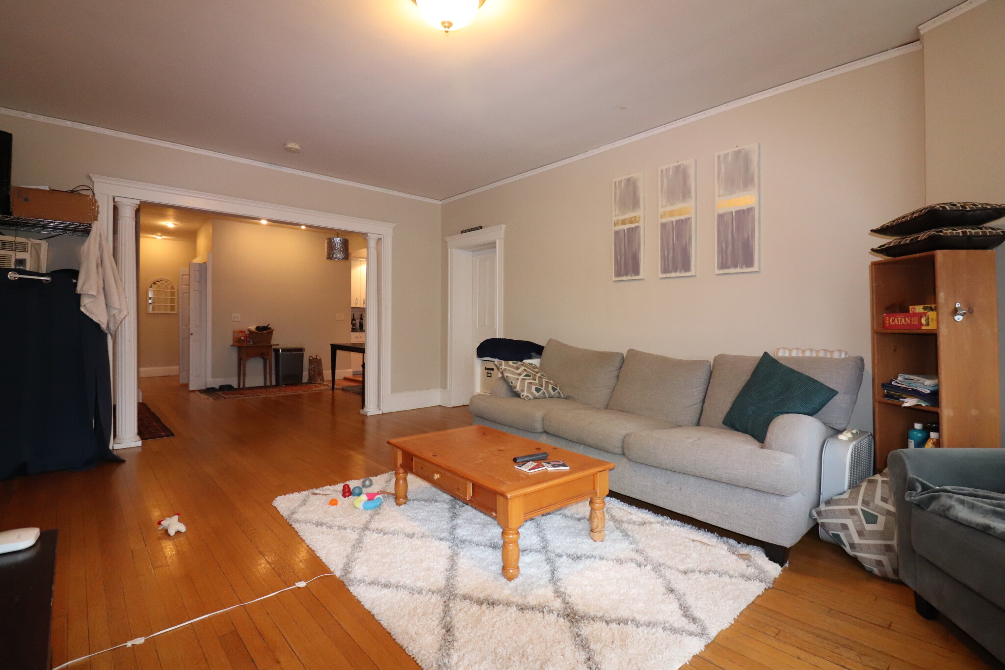 4 bed, 2 bath apartment for rent at 1038 Beacon St Unit 303, Brookline — photo 5 of 15