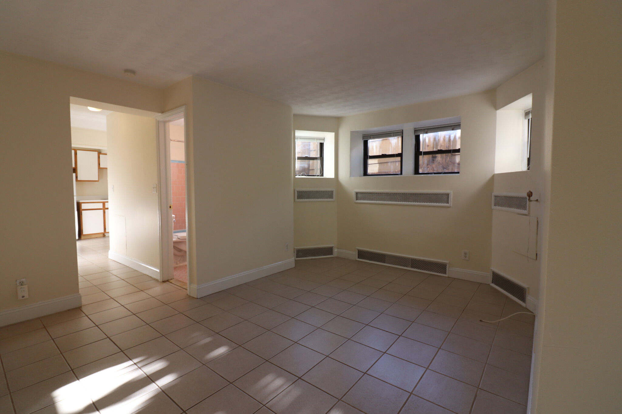 120 Babcock St, Coolidge Corner