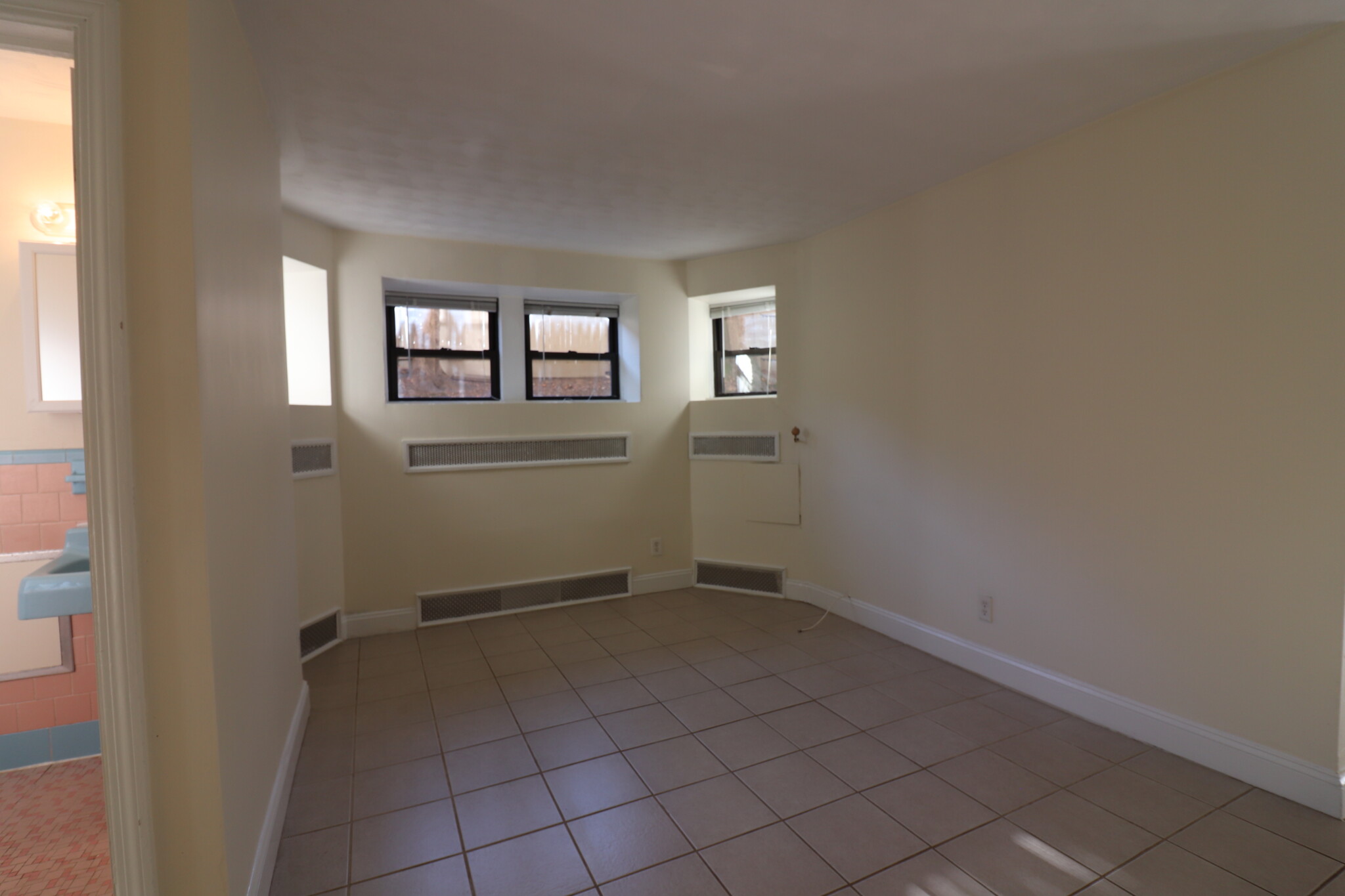 120 Babcock St, Coolidge Corner