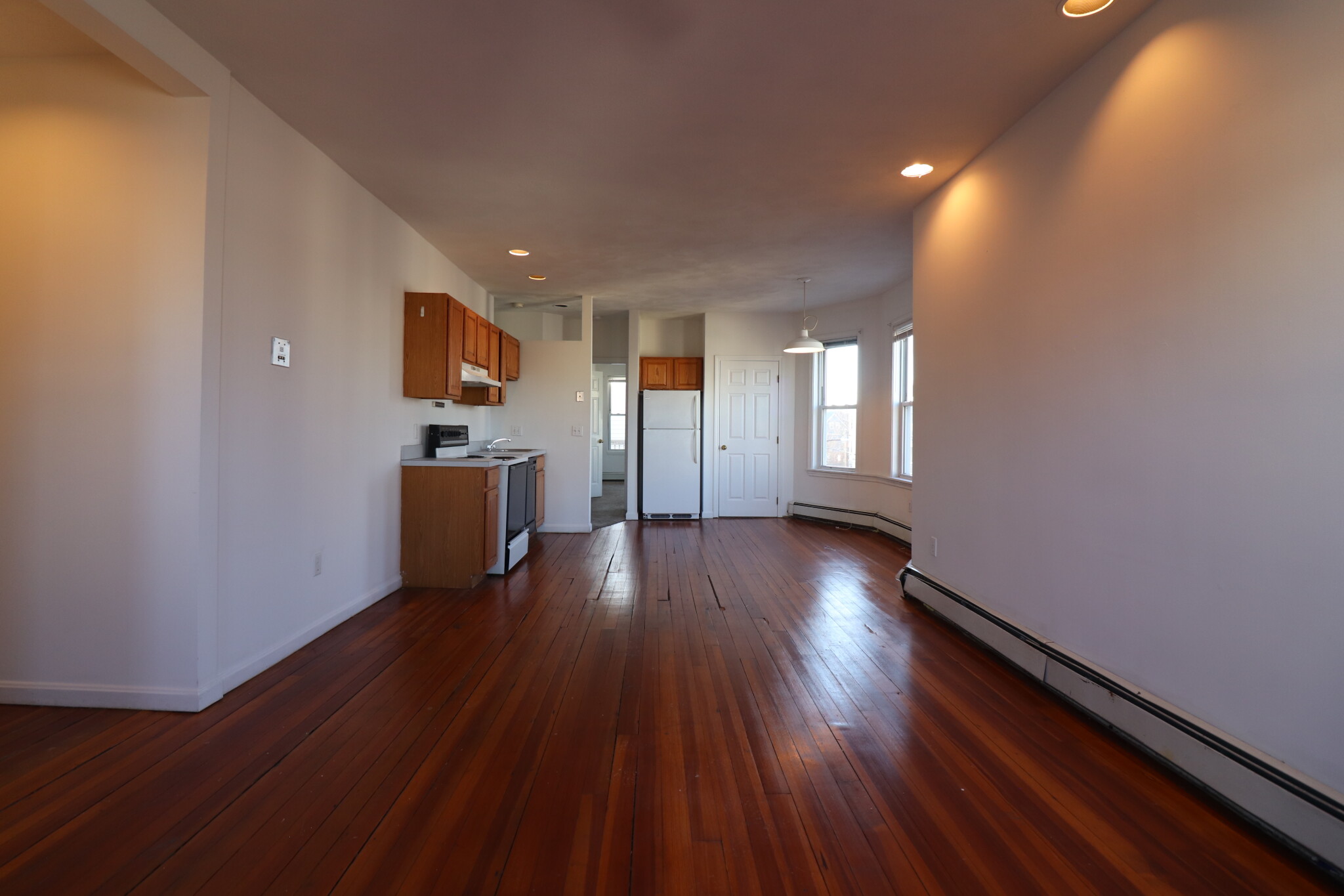 3 bed, 1 bath apartment for rent at 50 Mansfield St Unit 3, Allston — photo 4 of 9