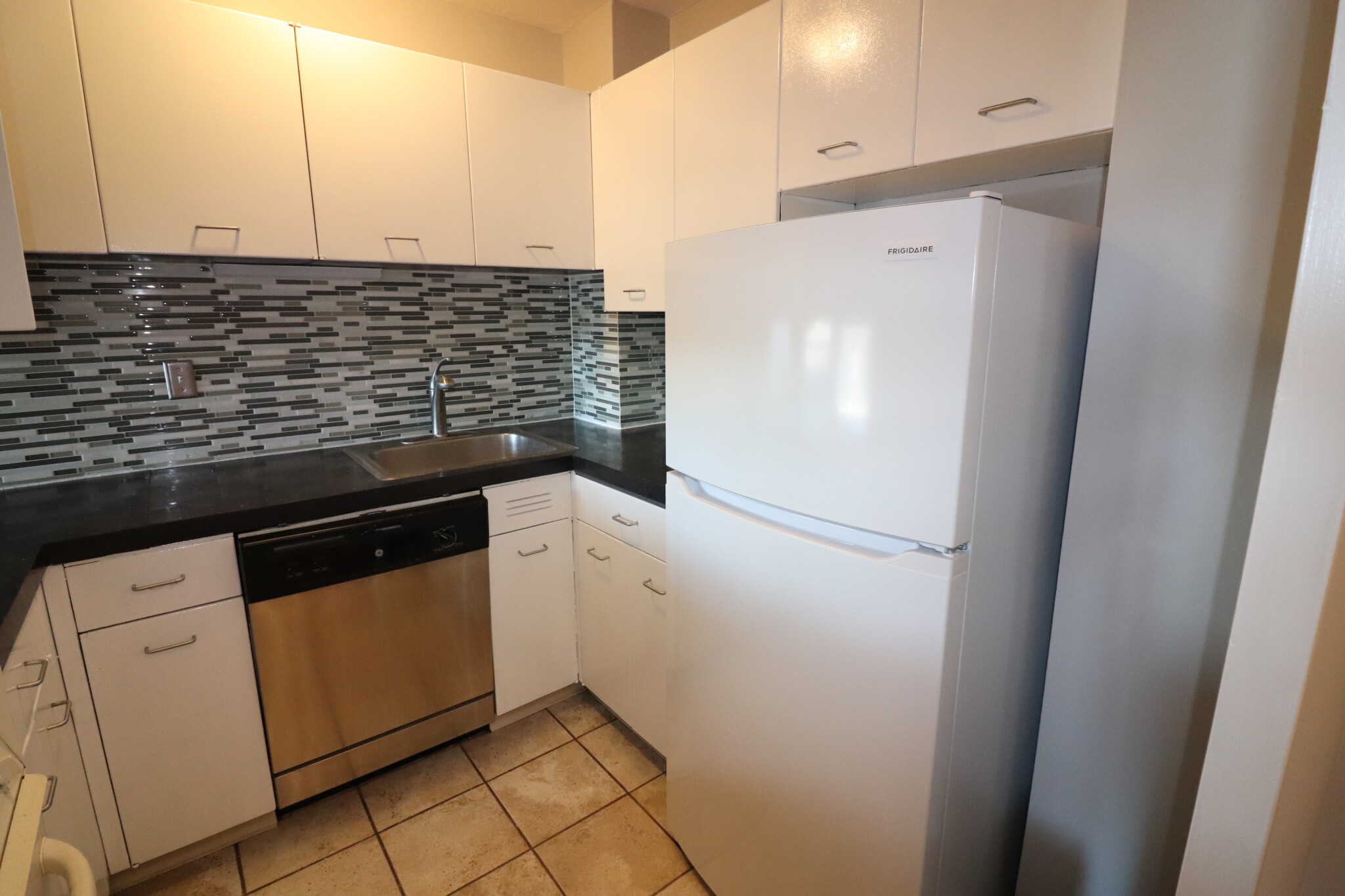 1 bed, 1 bath apartment for rent at 60 Babcock St Unit 69, Coolidge Corner — photo 9 of 20