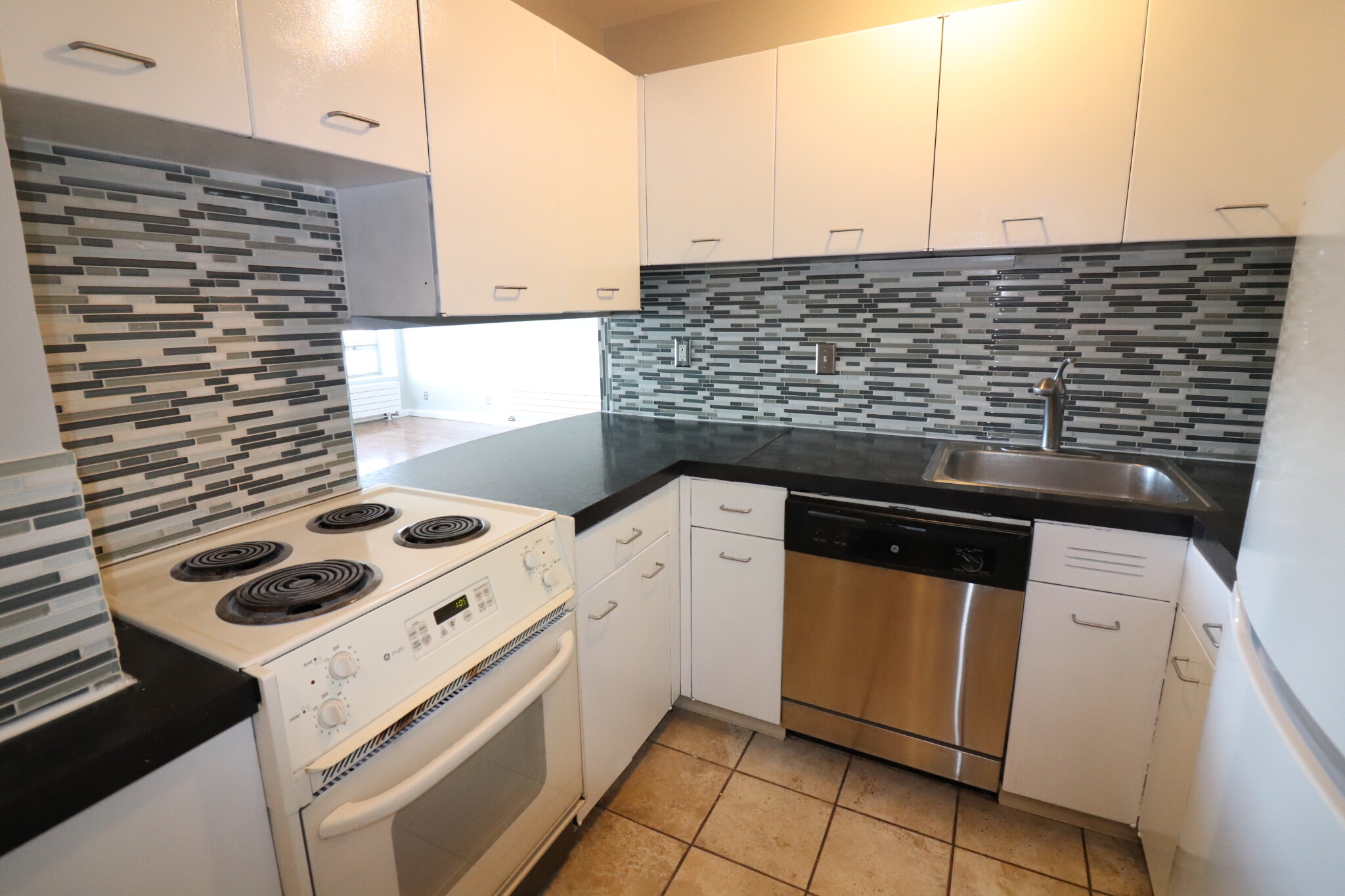 1 bed, 1 bath apartment for rent at 60 Babcock St Unit 69, Coolidge Corner — photo 10 of 20