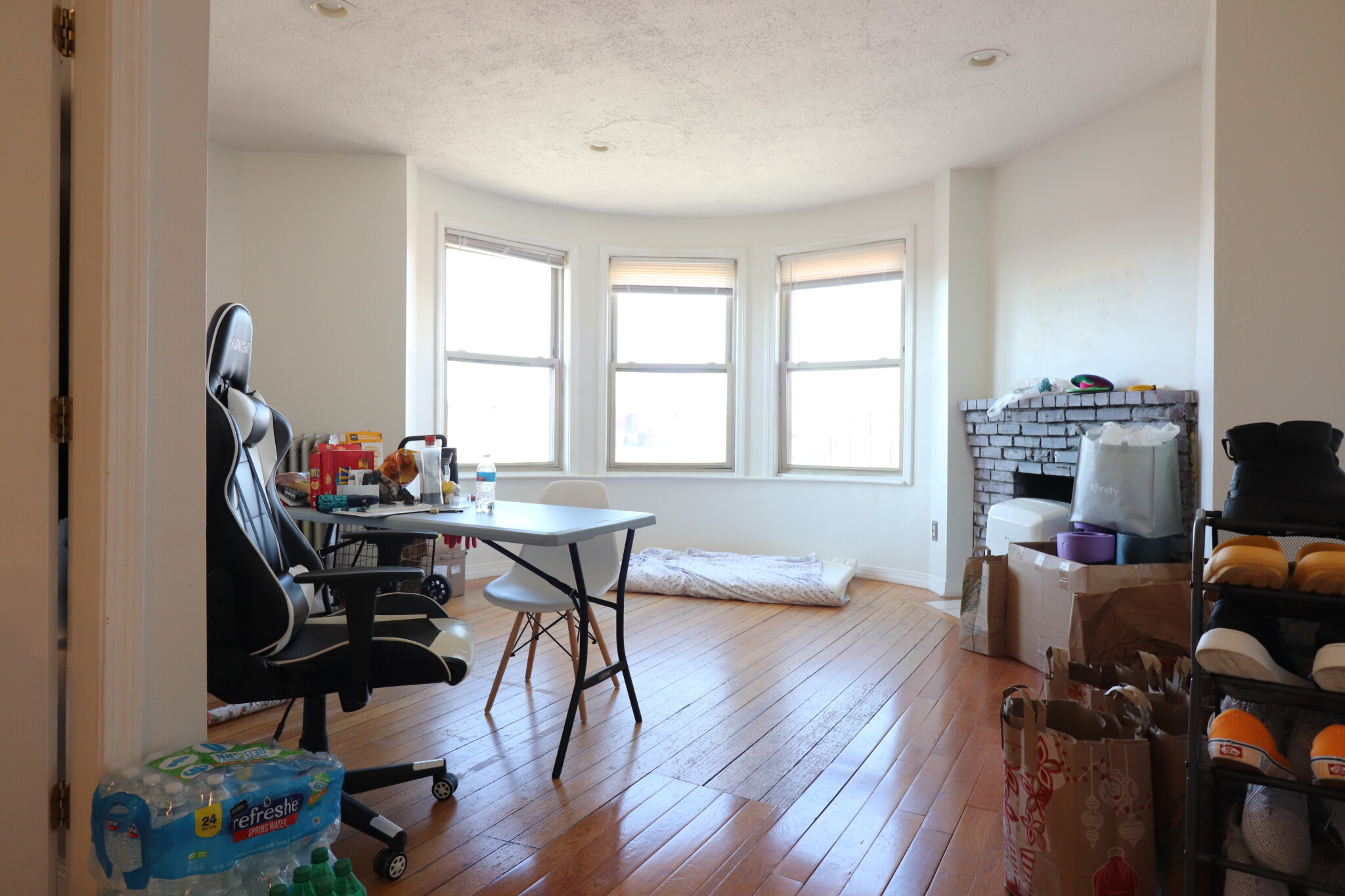 879 Beacon St, Fenway