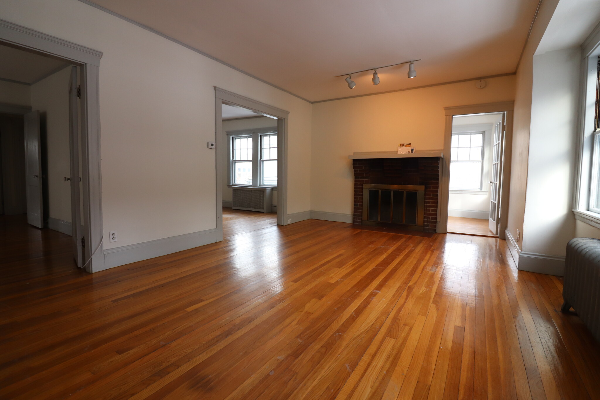 2 bed, 1 bath apartment for rent at 148 University Rd Unit 1, Brookline