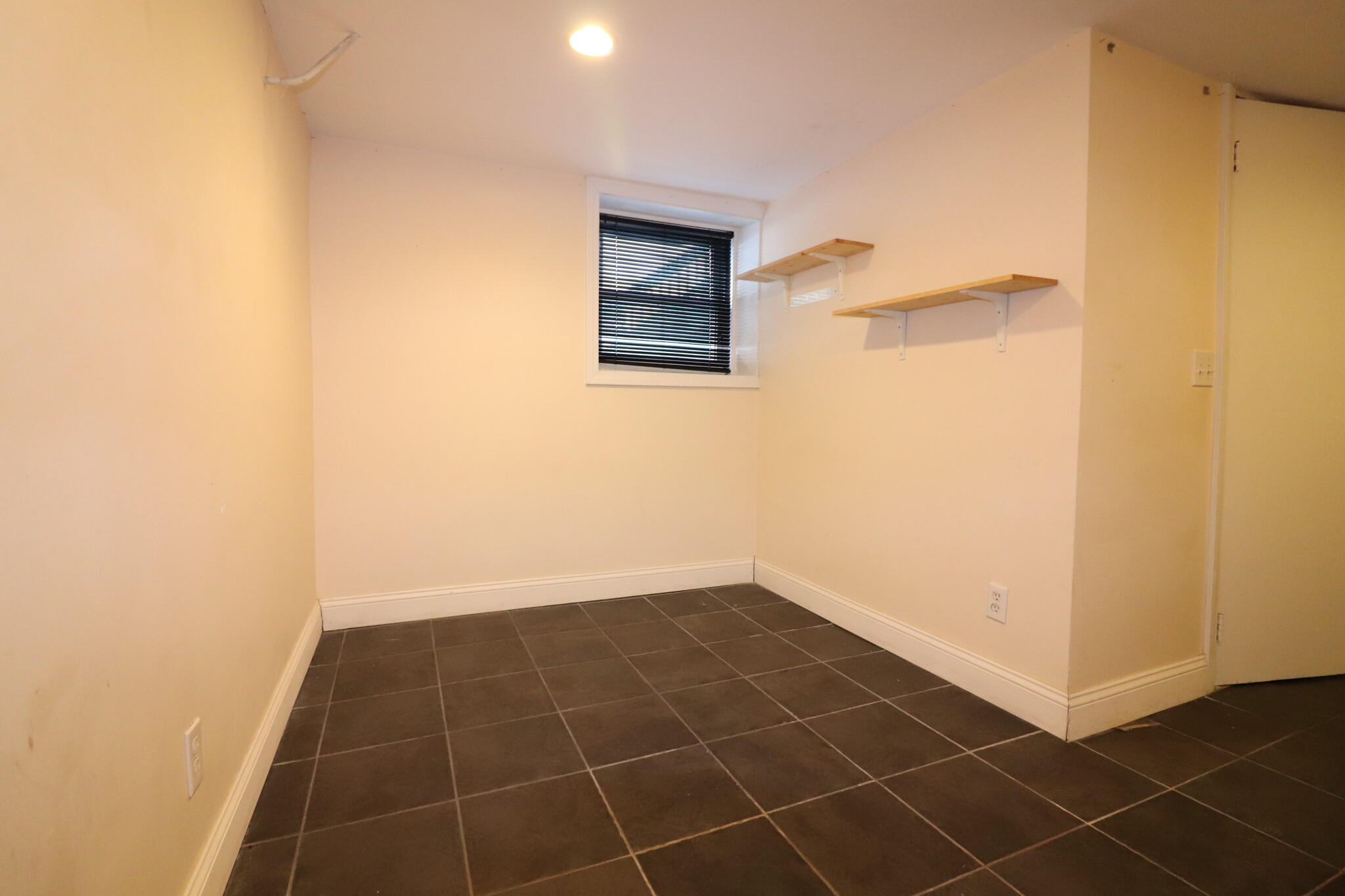 2 bed, 1 bath apartment for rent at 148 University Rd Unit 1, Brookline — photo 17 of 23
