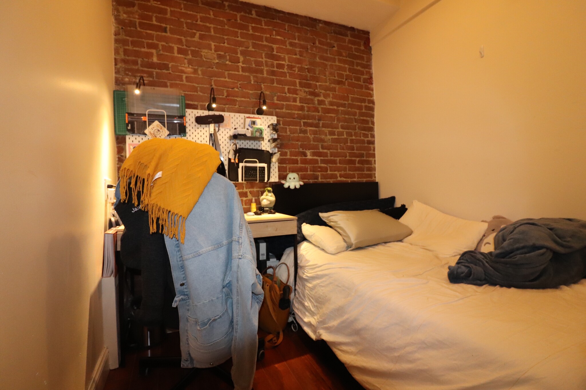 1203 Beacon, Coolidge Corner