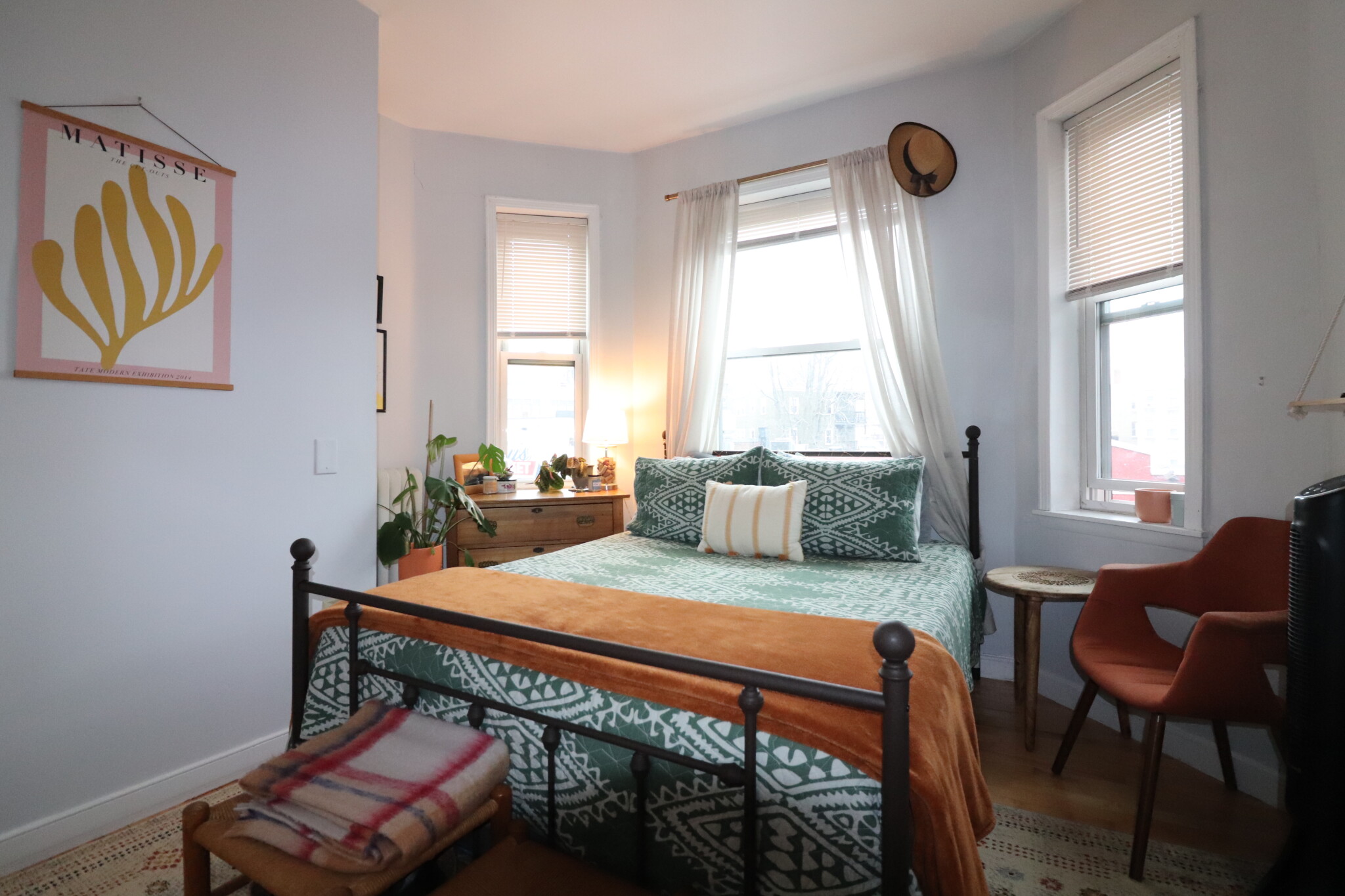 2 bed, 1 bath apartment for rent at 1706 Commonwealth Ave Unit 22, Brighton — photo 6 of 9