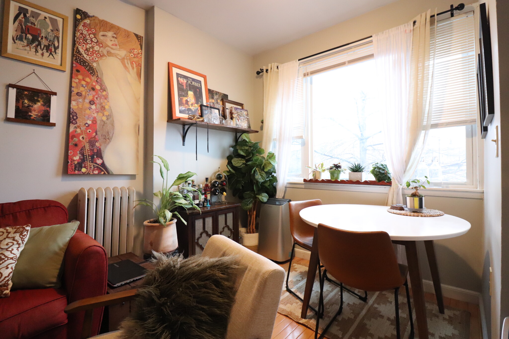 2 bed, 1 bath apartment for rent at 1706 Commonwealth Ave Unit 22, Brighton — photo 1 of 9
