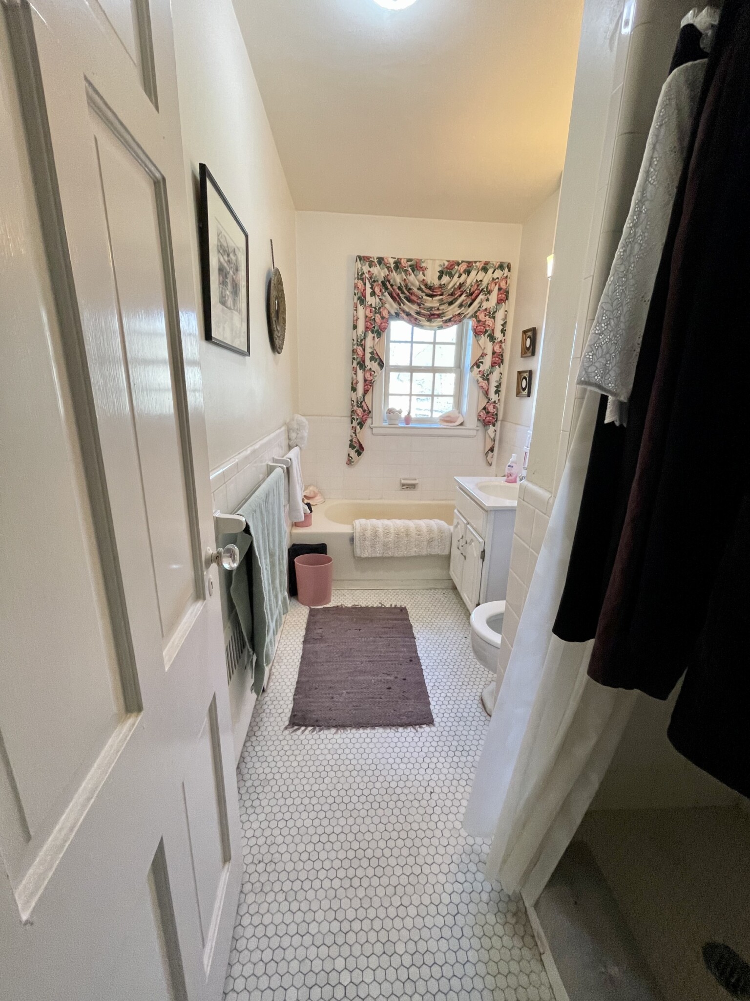 2 bed, 1 bath apartment for rent at 312 Washington St Unit 2-5, Wellesley — photo 6 of 16