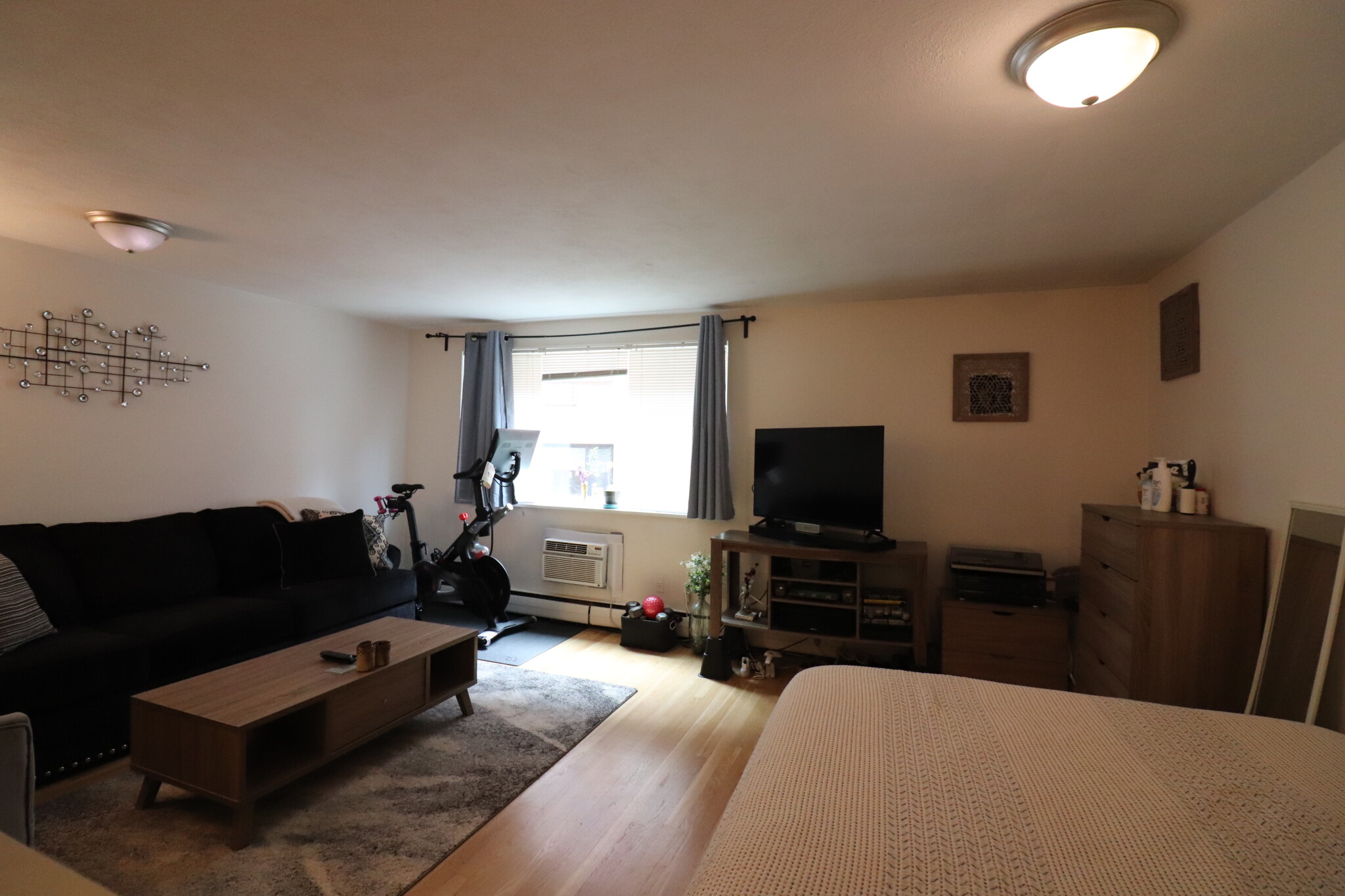 205 Kent St, Longwood