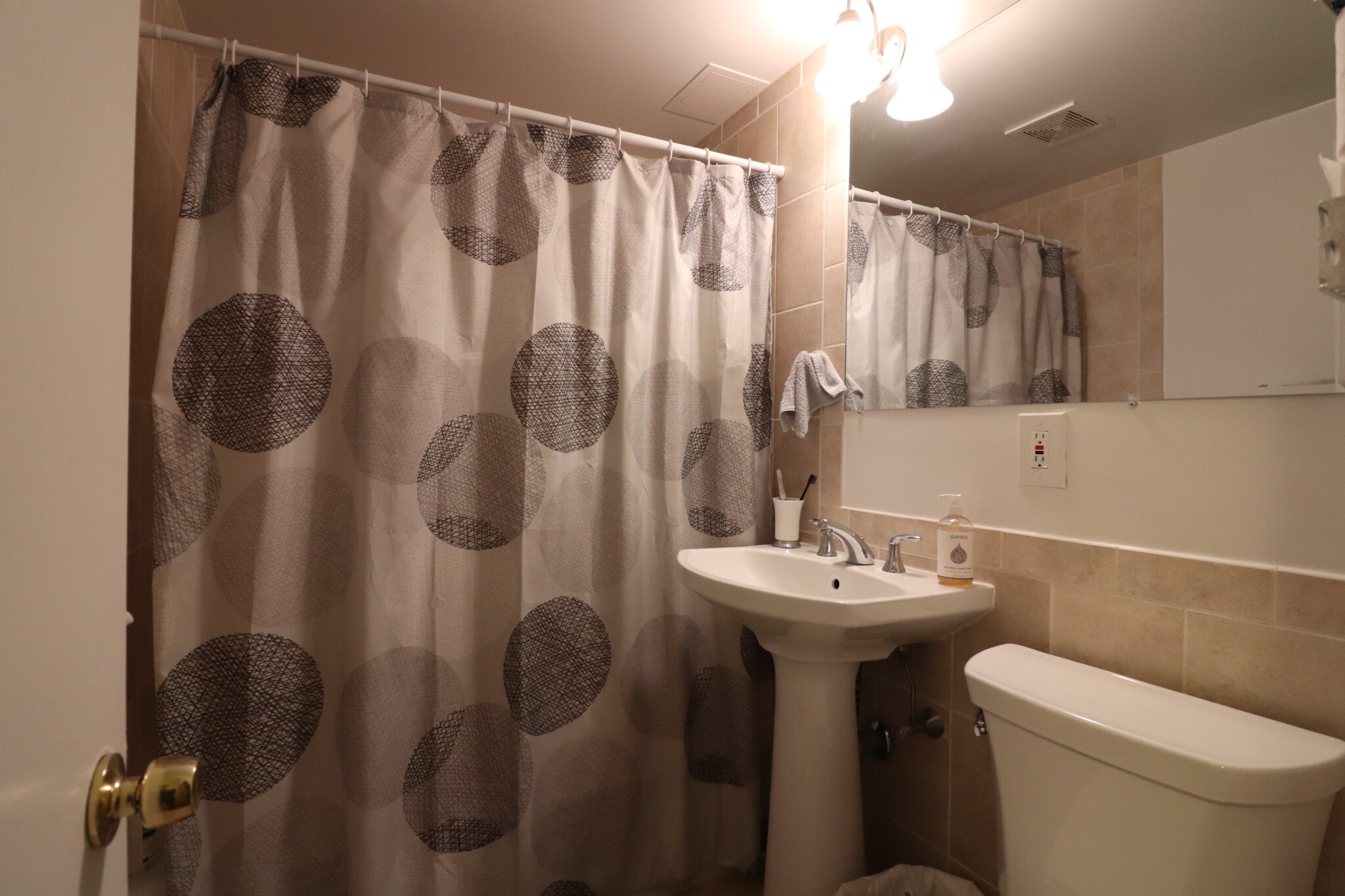 205 Kent St, Longwood