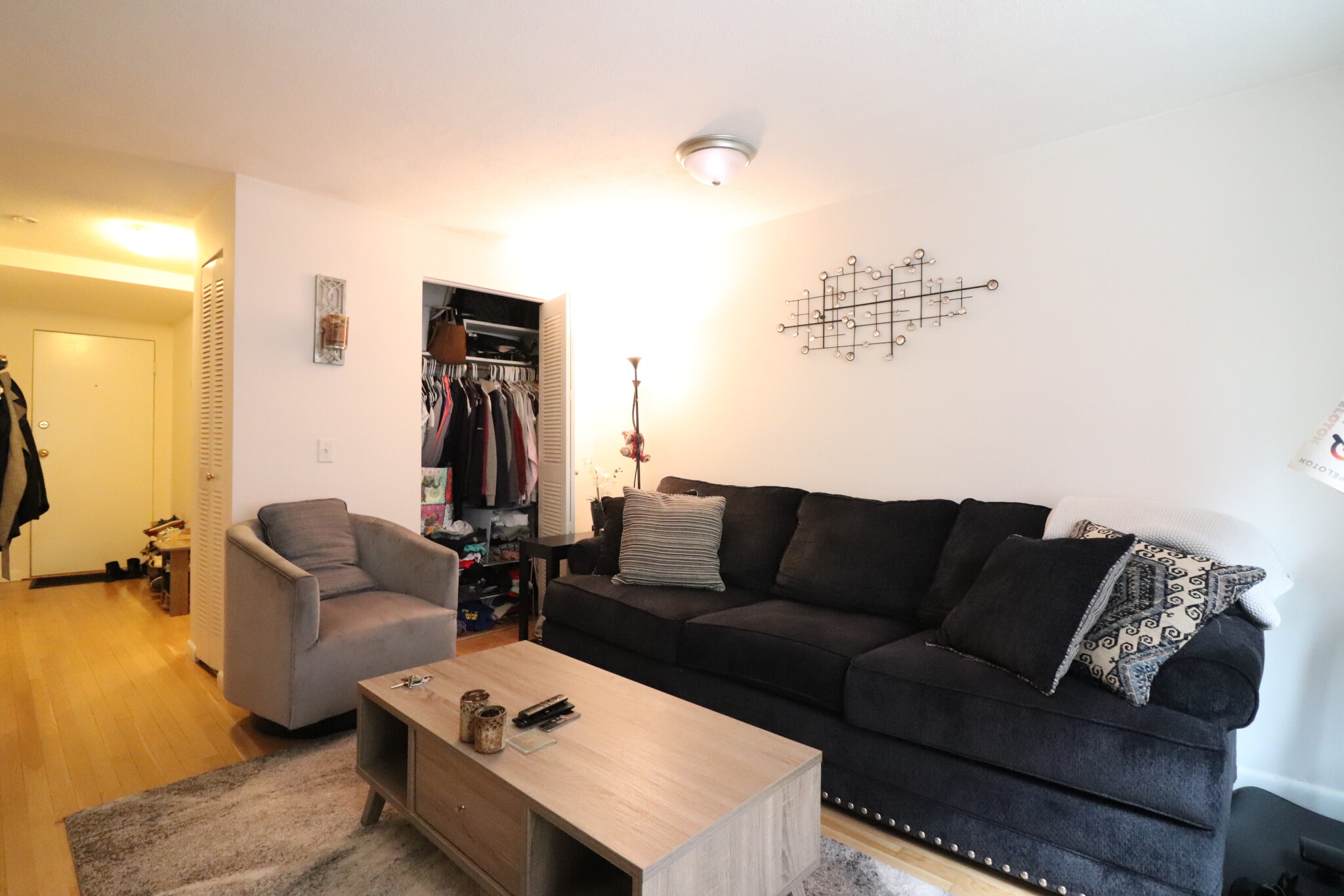 205 Kent St, Longwood