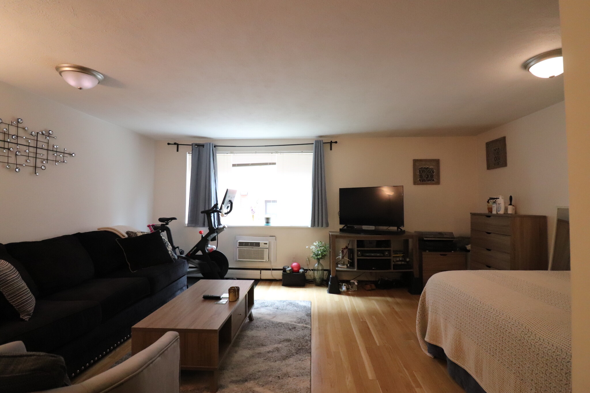 205 Kent St, Longwood