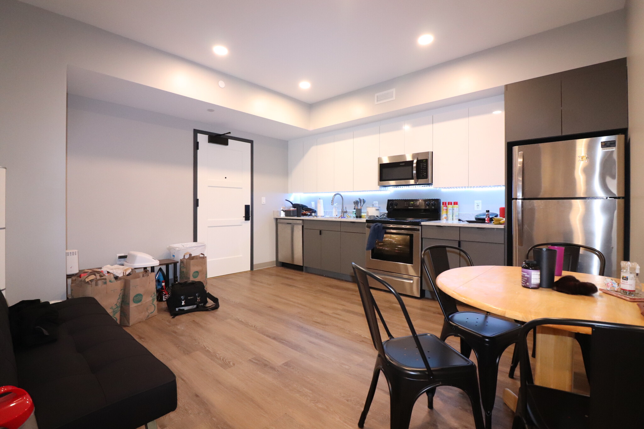 100 Hemenway St, Fenway