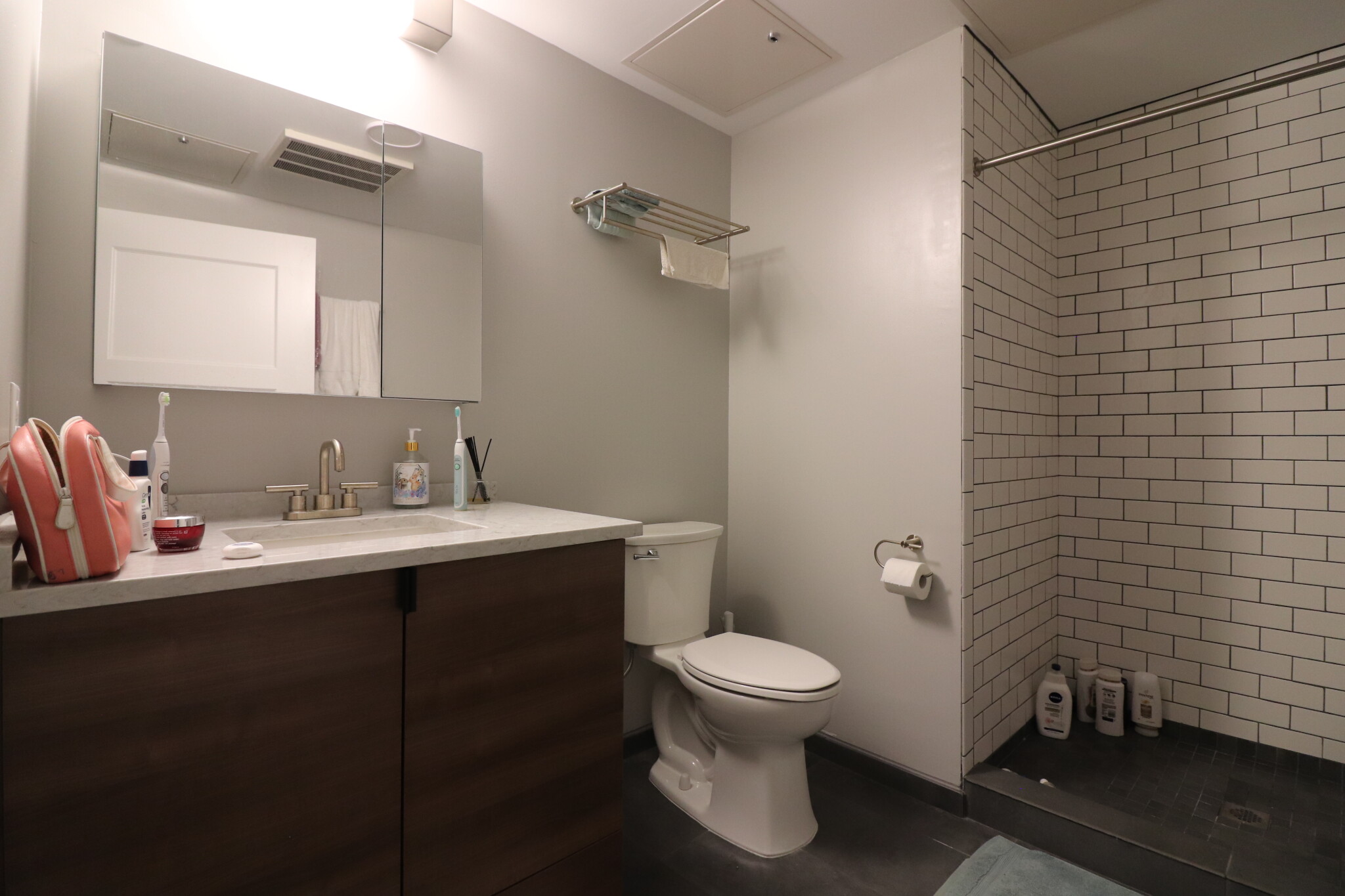 100 Hemenway St, Fenway