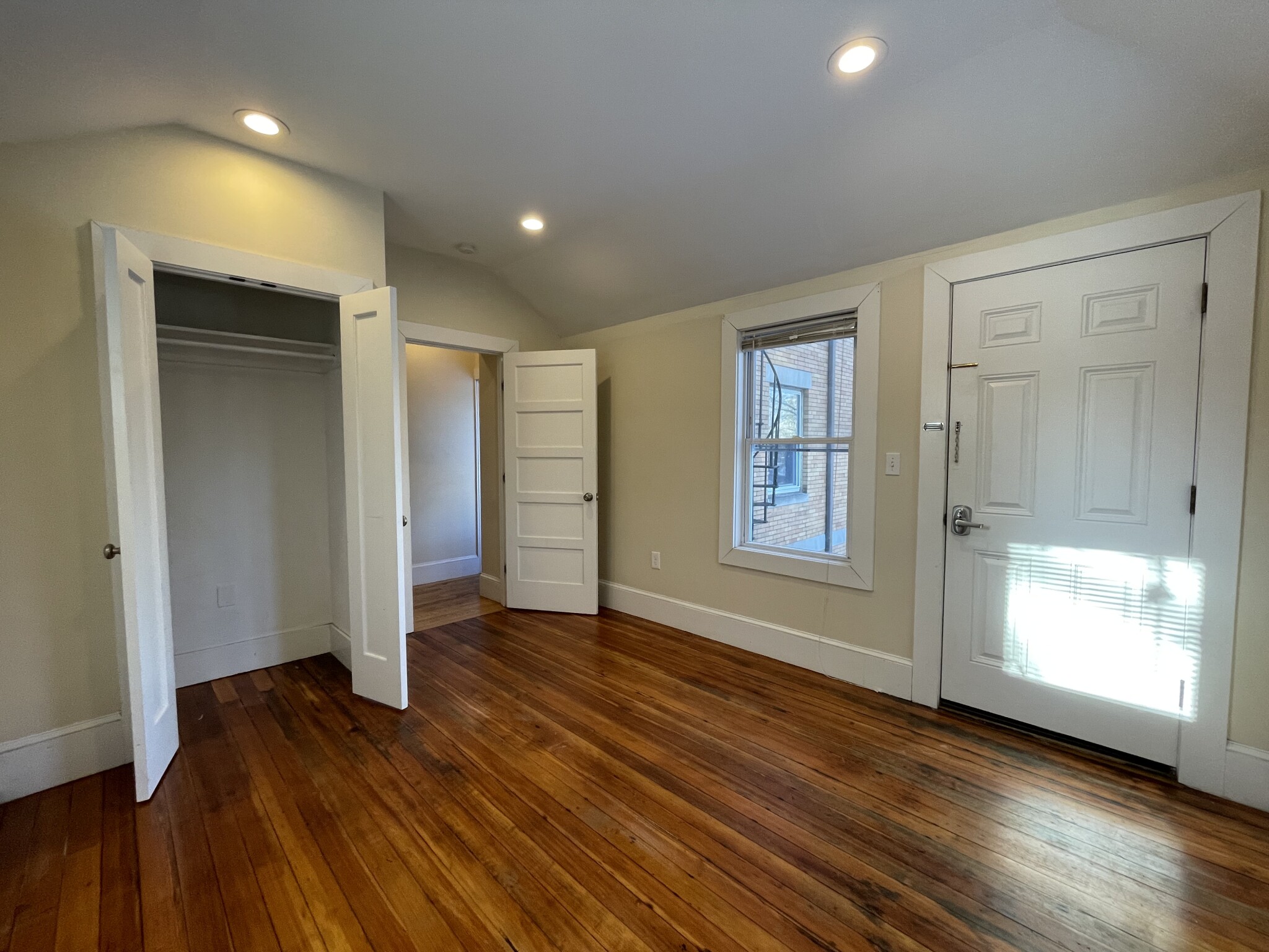 36 High St, Brookline Village