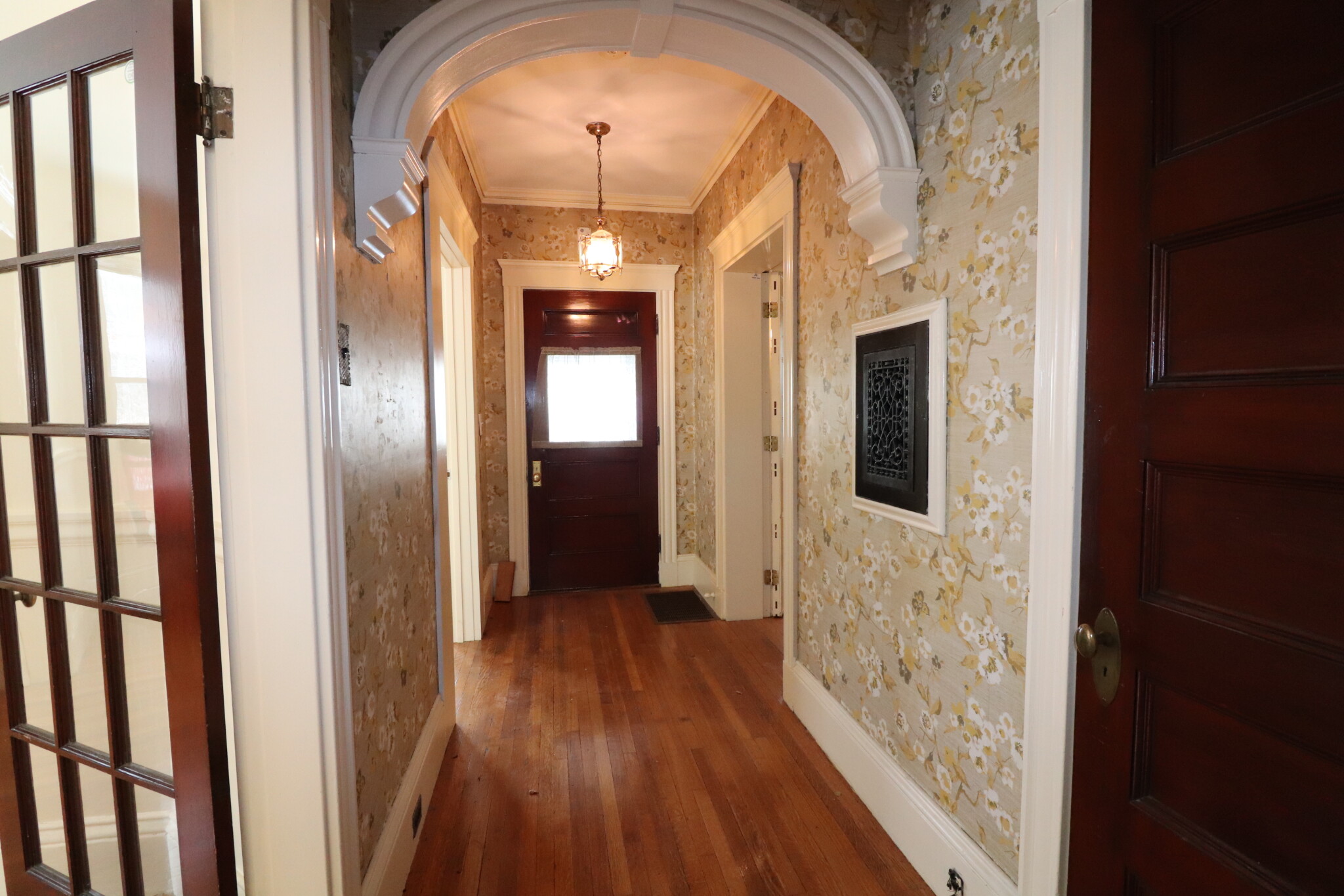 582 Cambridge St, Allston