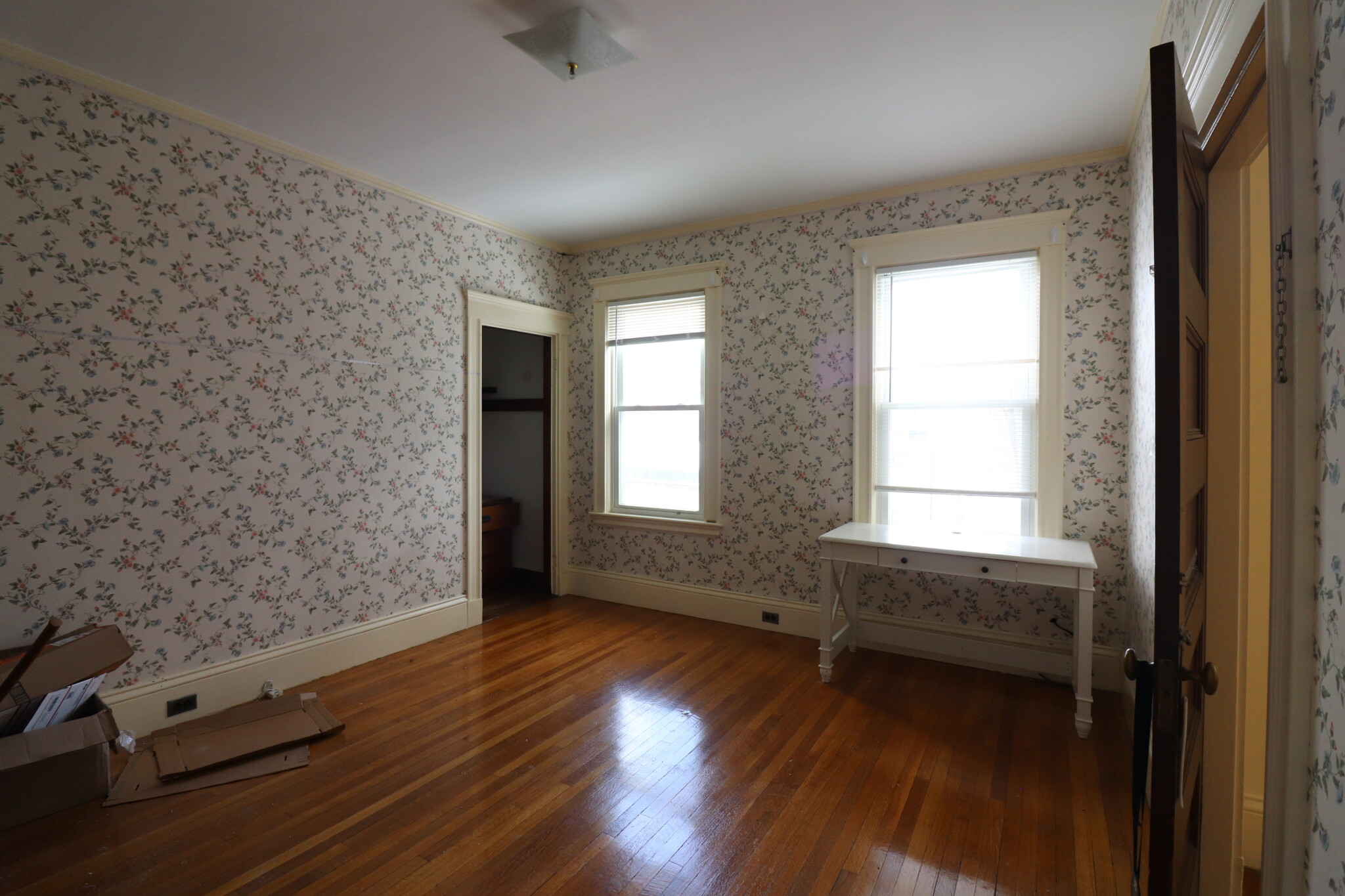 582 Cambridge St, Allston