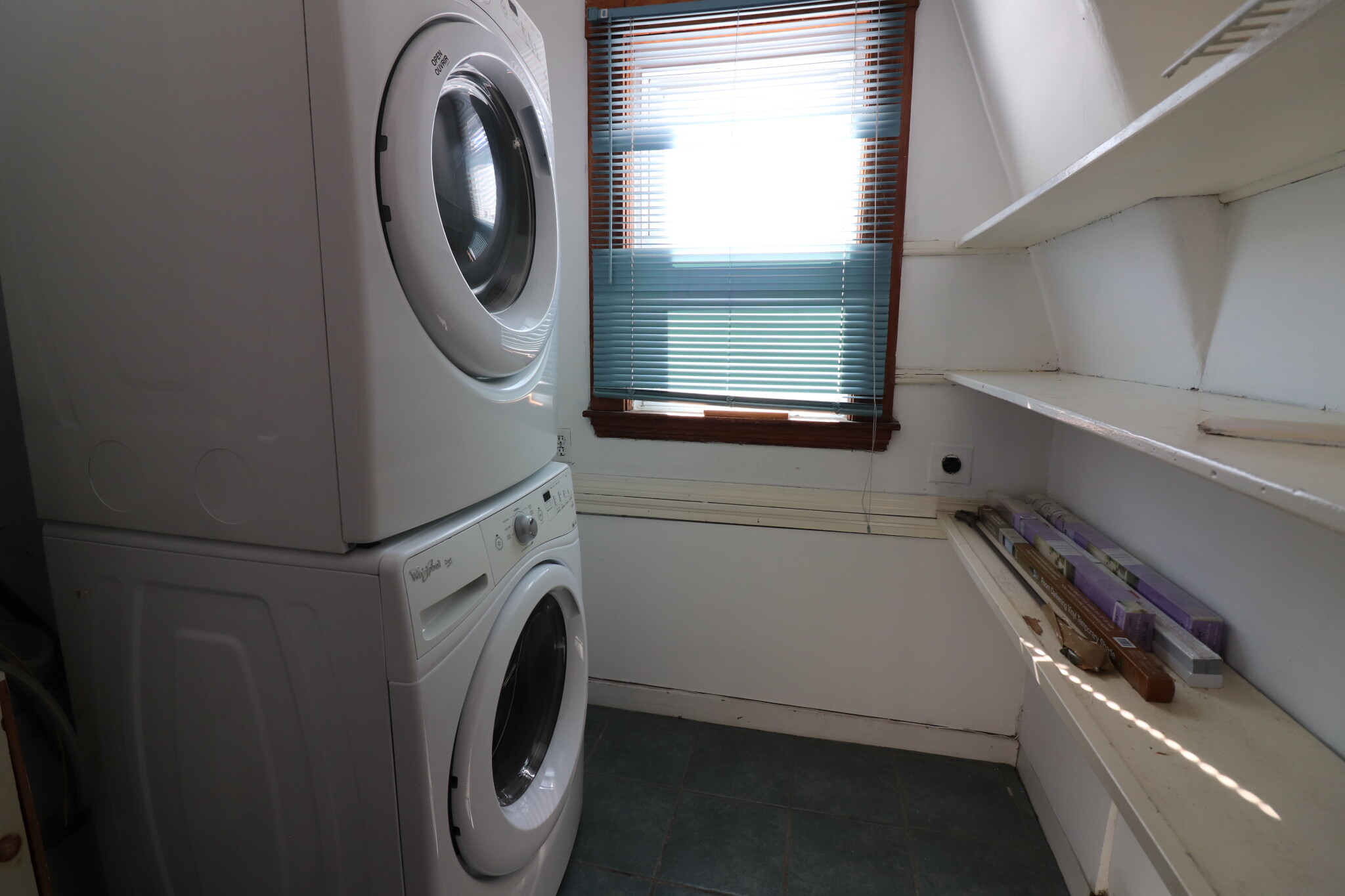 3 bed, 1 bath apartment for rent at 19 Mapleton St Unit 2, Brighton — photo 10 of 33