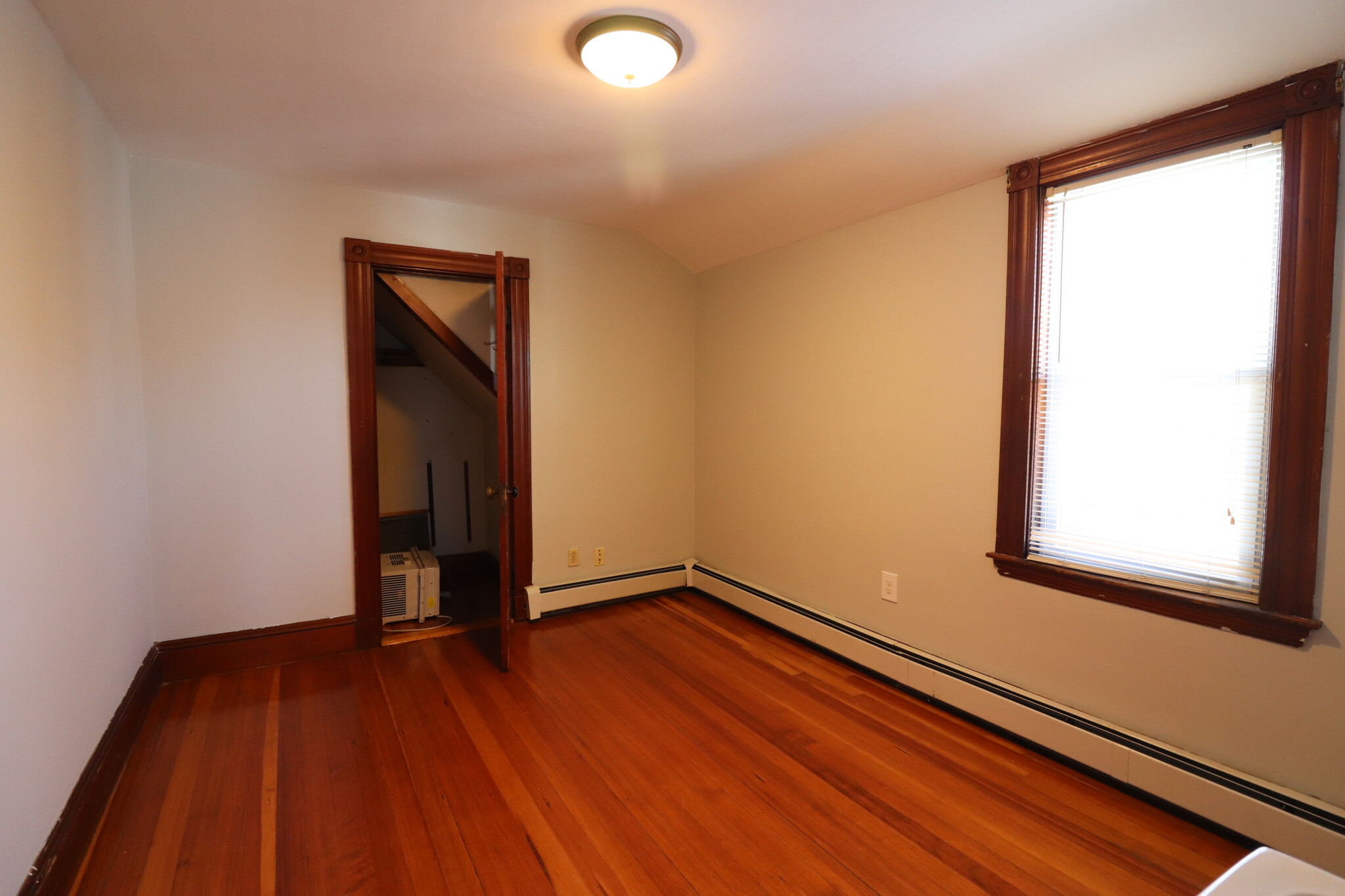 3 bed, 1 bath apartment for rent at 19 Mapleton St Unit 2, Brighton — photo 22 of 33