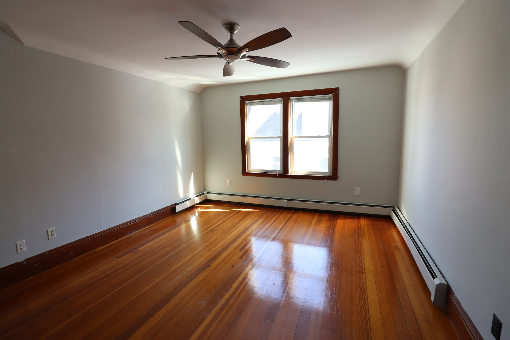 3 bed, 1 bath apartment for rent at 19 Mapleton St Unit 2, Brighton — photo 17 of 33
