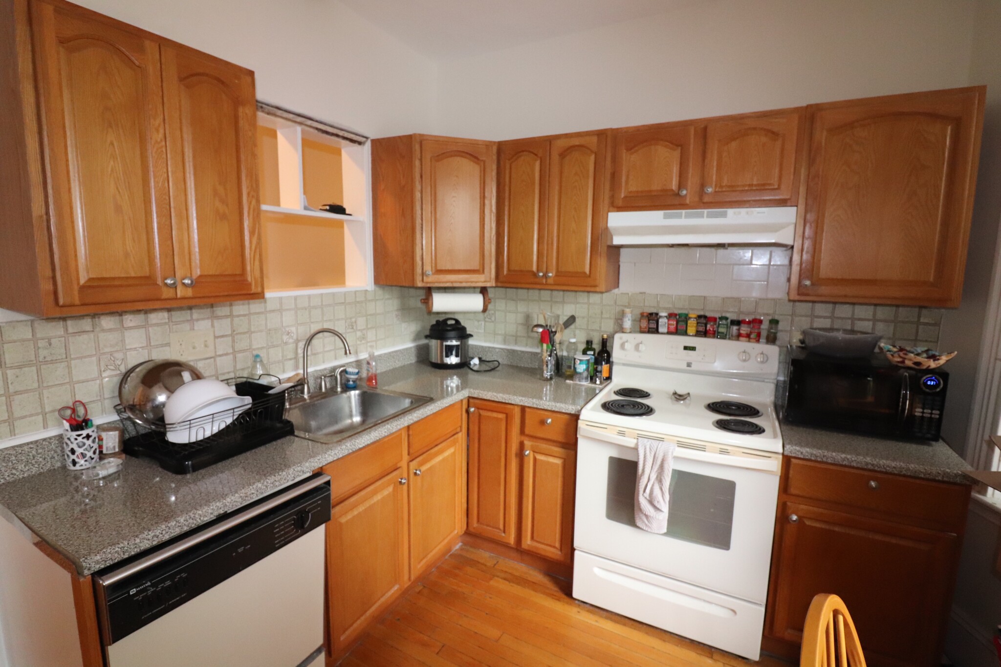 1407 Beacon St, Brookline Village