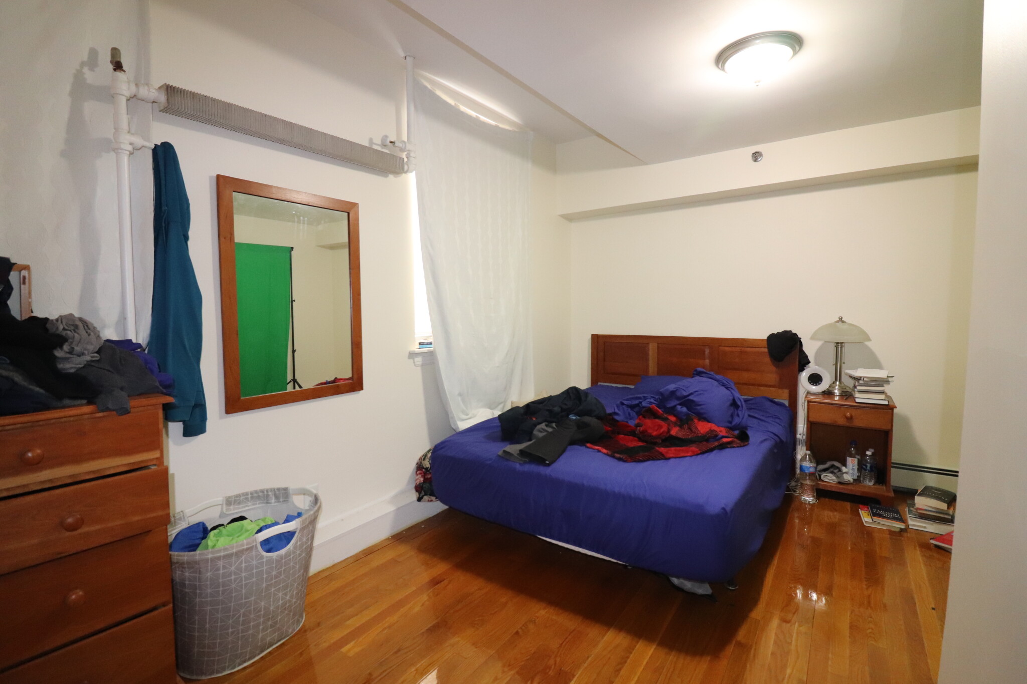 1569 Beacon St, Washington Square