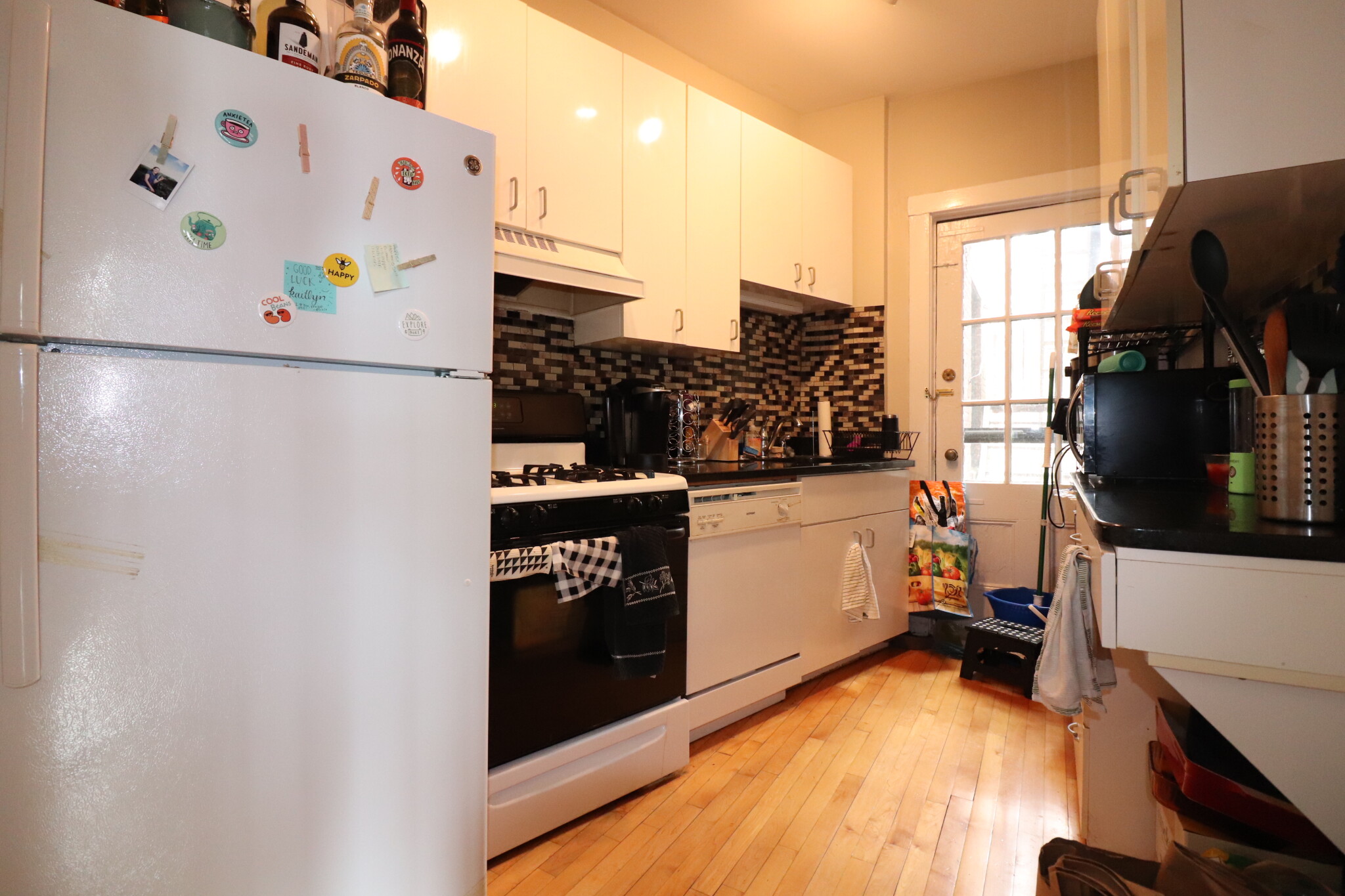 174 Winthrop Rd, Washington Square