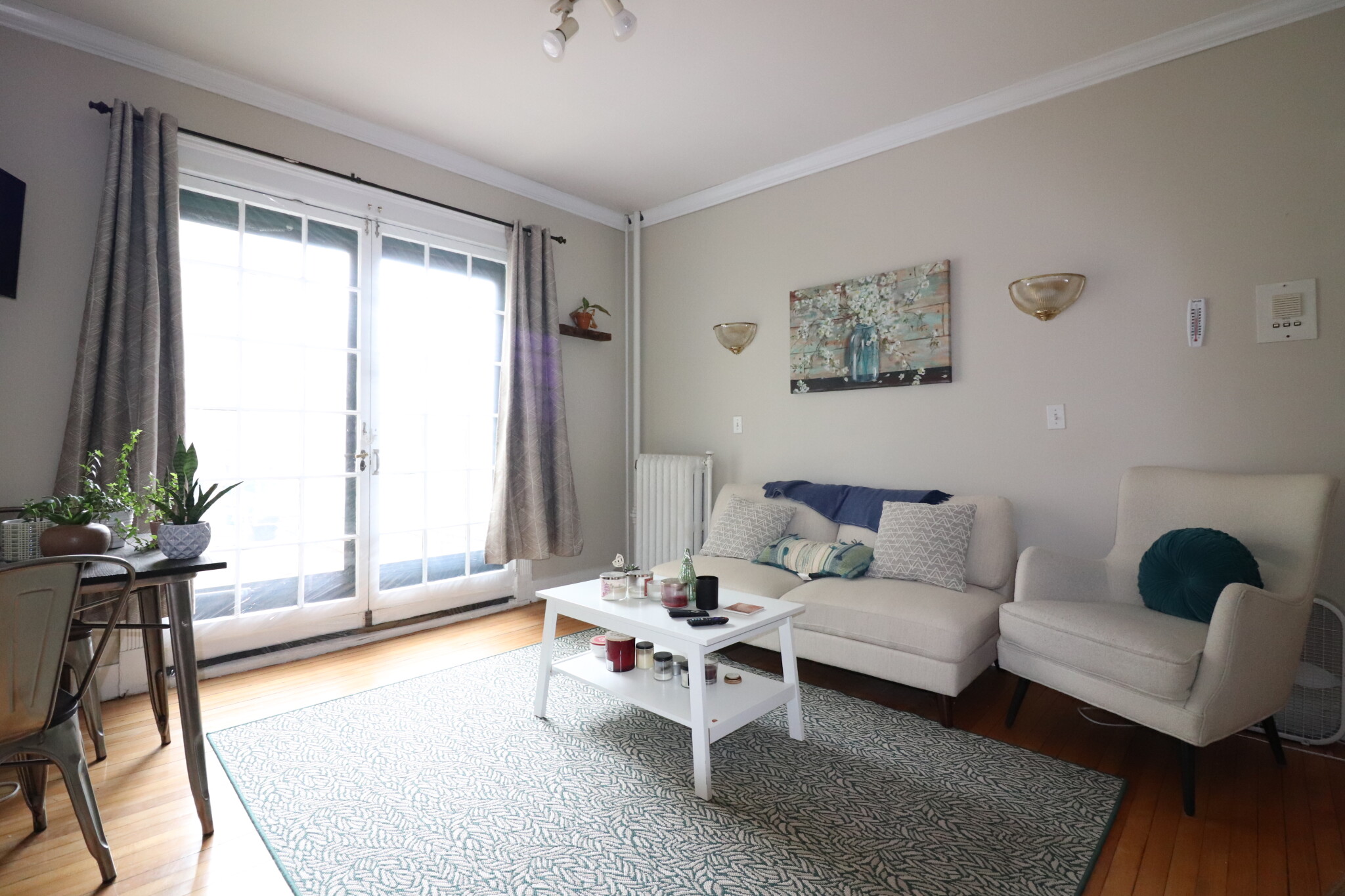 174 Winthrop Rd, Washington Square