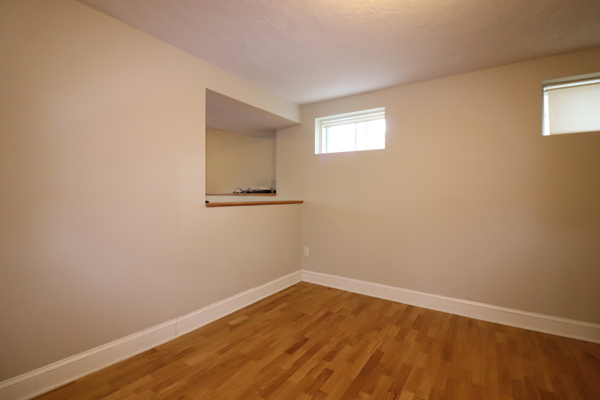 27 Winthrop Rd, Washington Square