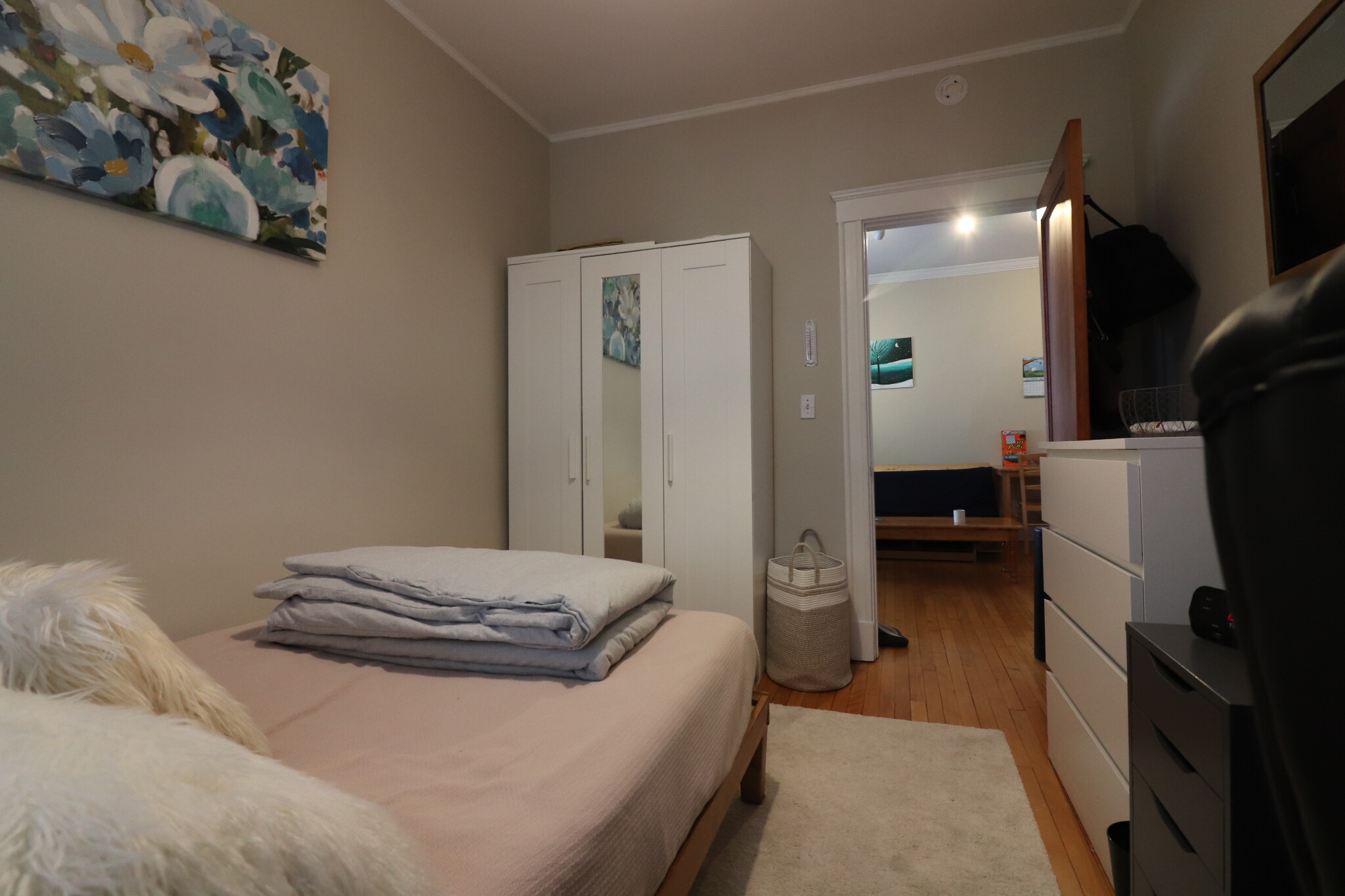 174 Winthrop Rd, Washington Square